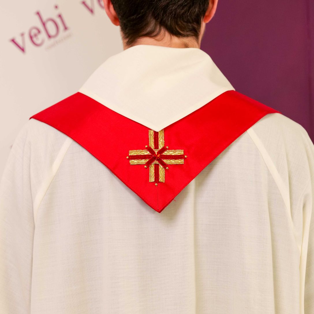 Stola in Seta Rossa con Inserto in Broccato