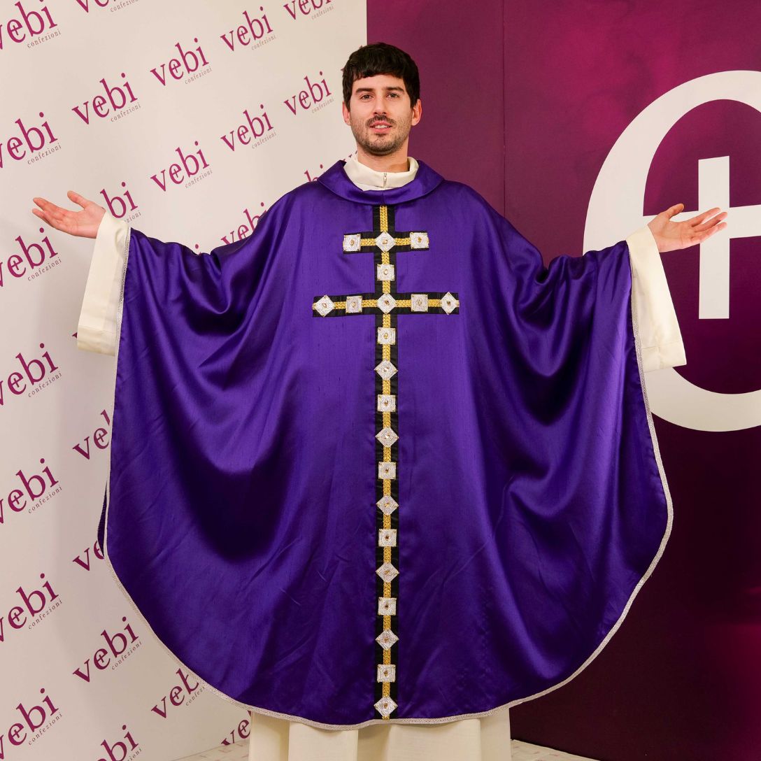 Casula 100% Seta con Stolone a Croce (Colori Liturgici, Rosa e Celeste Disponibili)