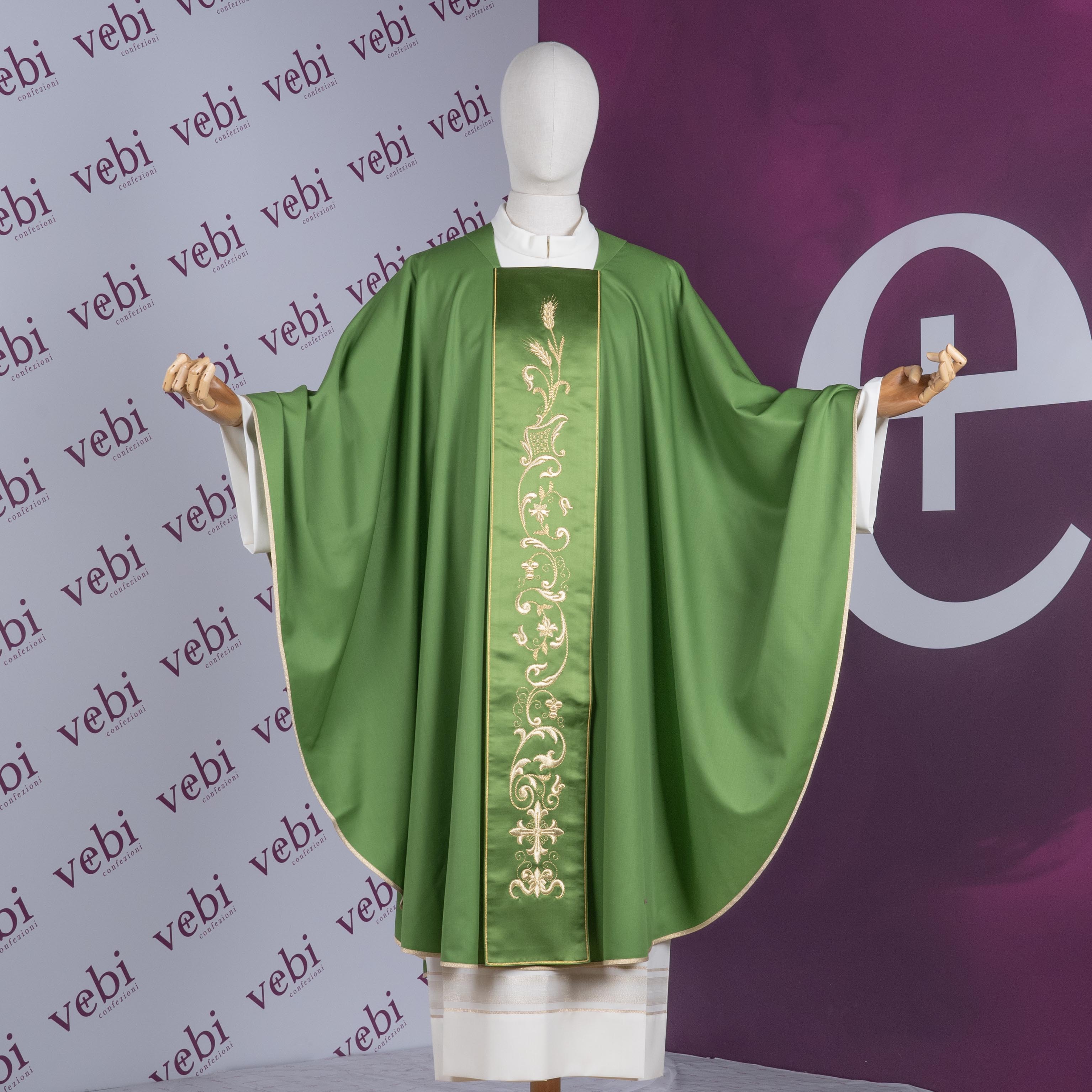 Casula in Sallia di Lana Pura con Stolone di Seta (Colori Liturgici)