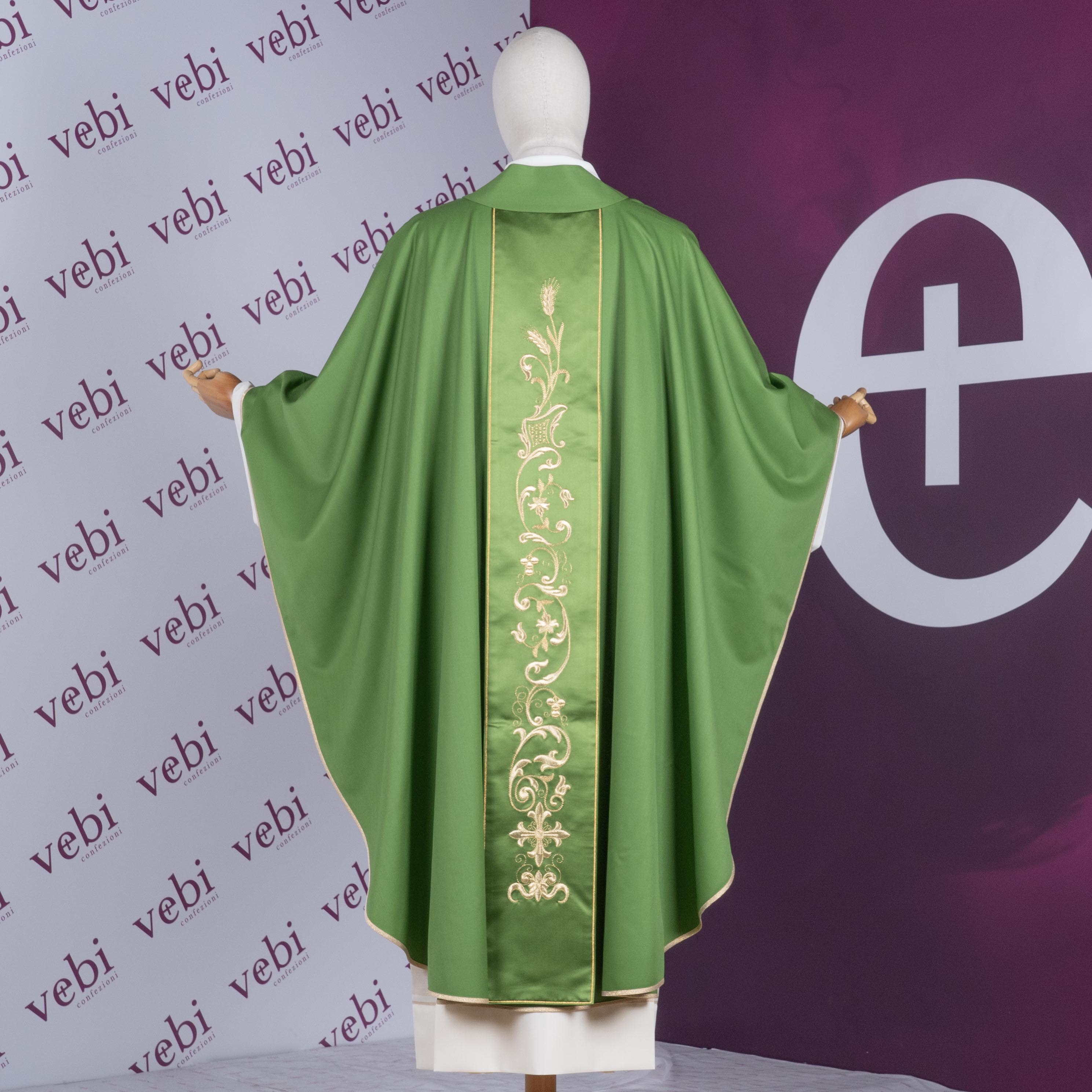 Casula in Sallia di Lana Pura con Stolone di Seta (Colori Liturgici)