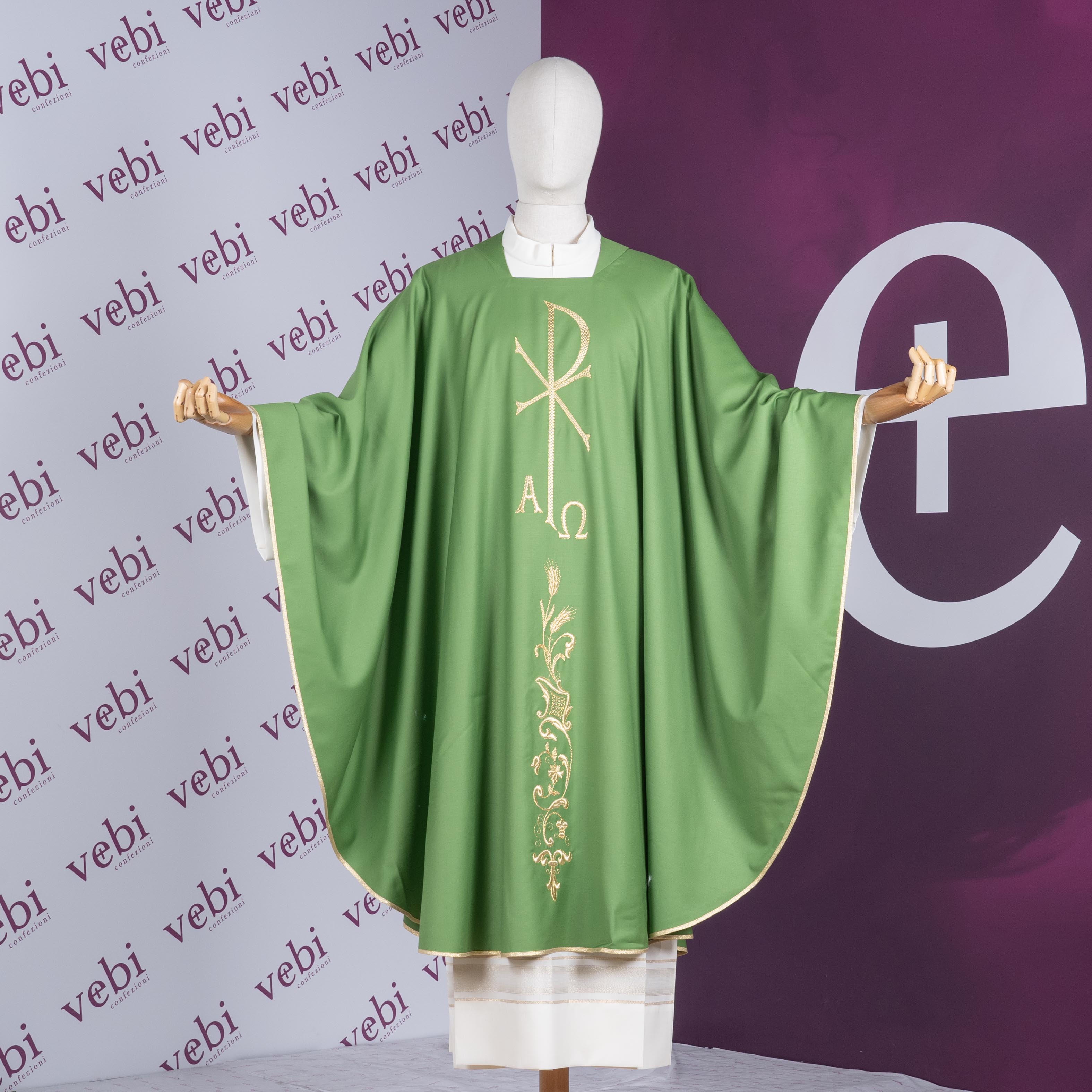 Casula Lana (o Misto) con Ricamo Oro Spiga, Alfa e Omega (Colori Liturgici Disponibili)