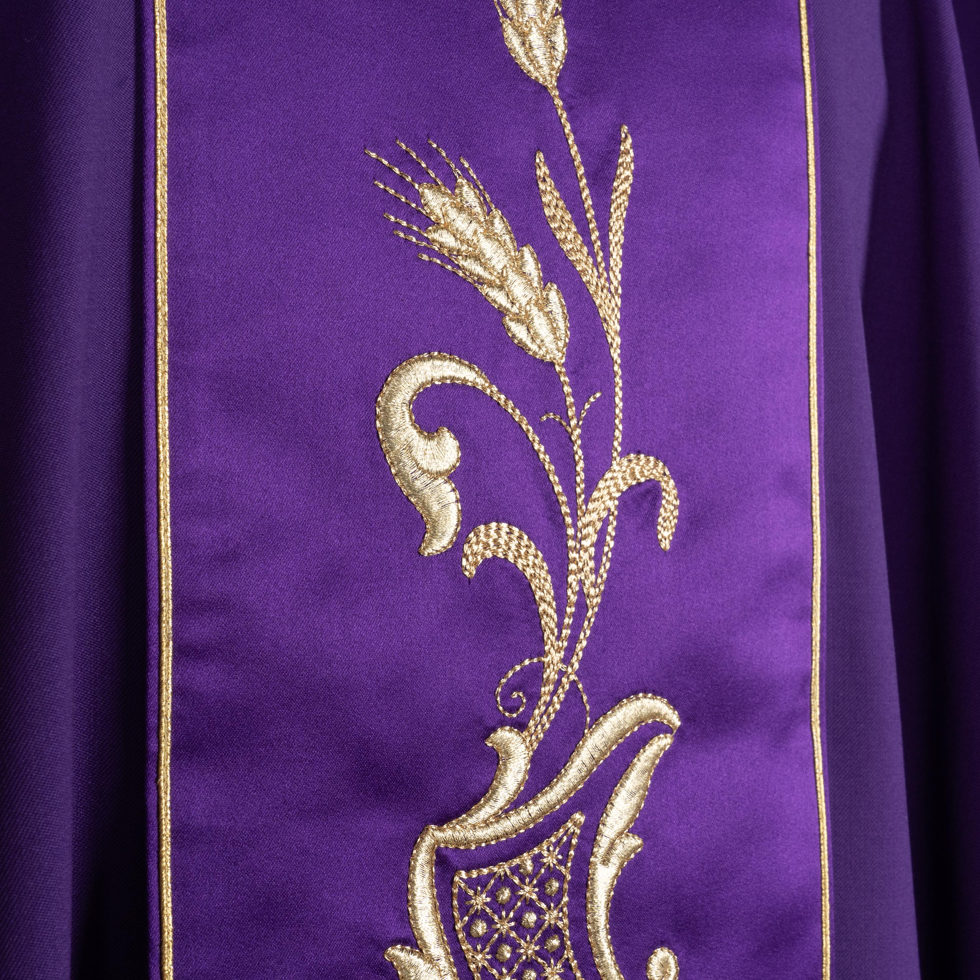 Casula in Sallia di Lana Pura con Stolone di Seta (Colori Liturgici)