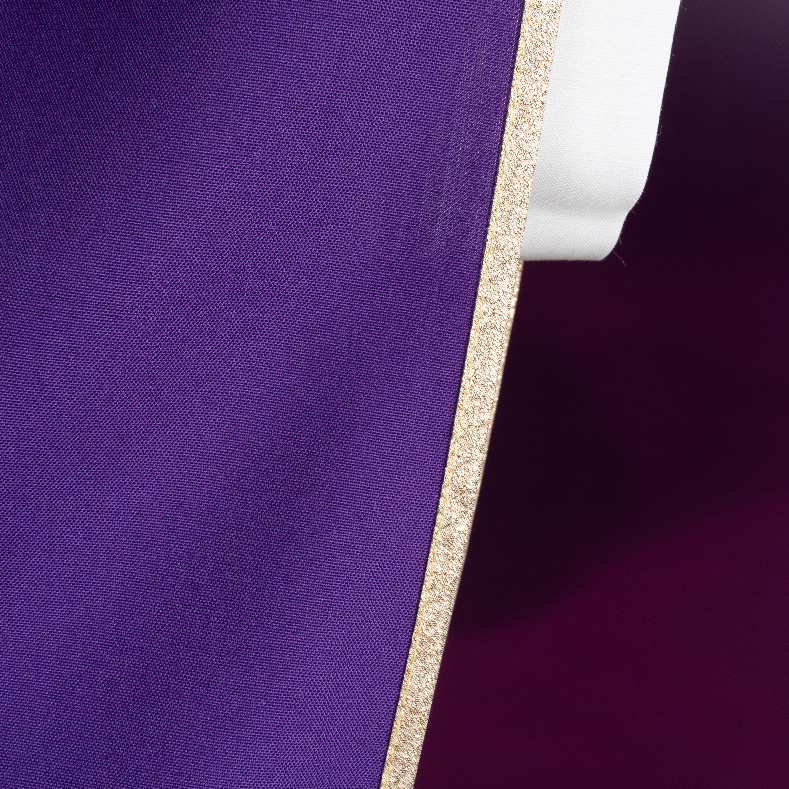 Casula con Ricamo Croce (Colori Liturgici e Morello Disponibili)