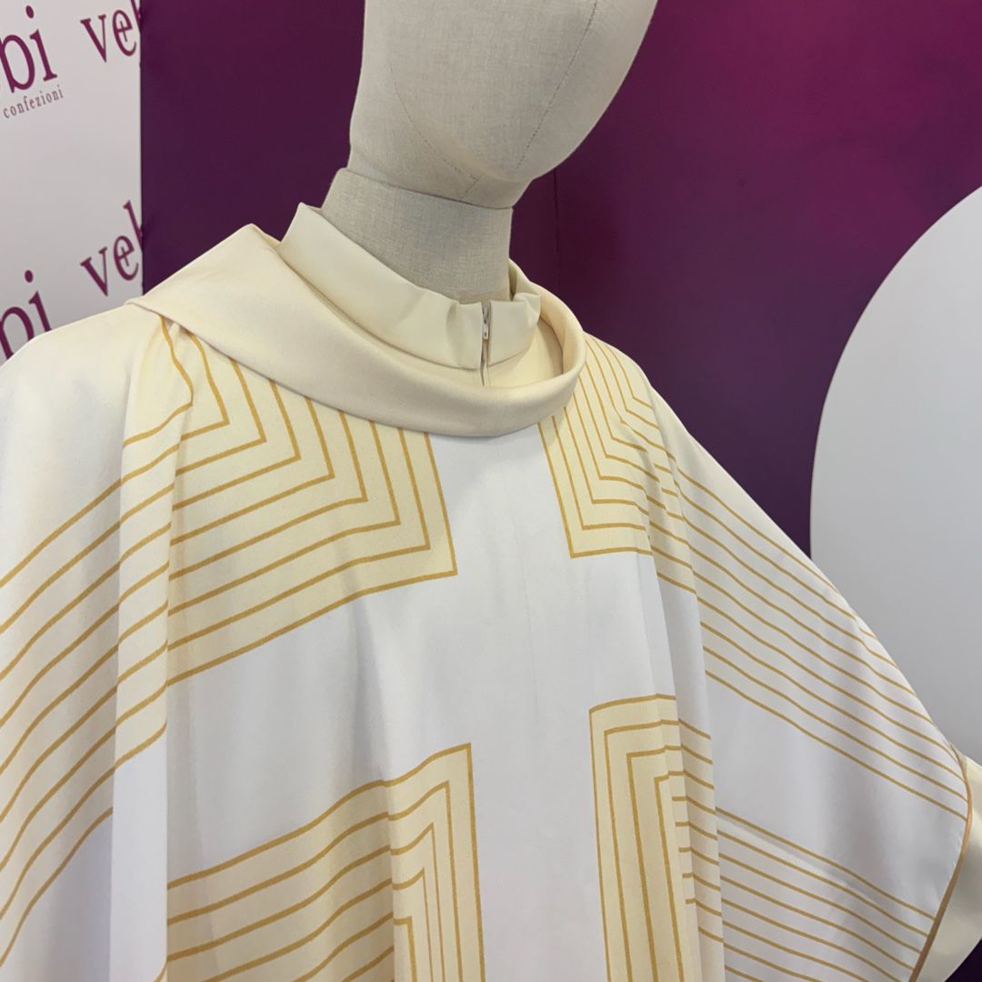 Casula Super Leggera con Stampa Croce a Raggi (Colori Liturgici Disponibili)