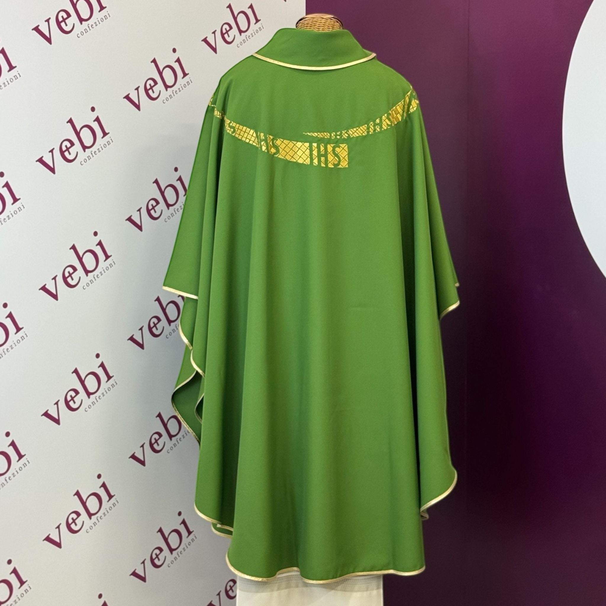 Casula Liturgica Decoro IHS sulle Spalle (Disponibile Colori Liturgici, Rosa, Celeste, Morello)