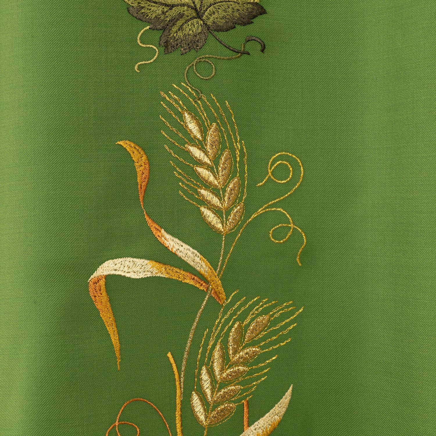Casula in Lana Ricamo Spiga e Uva  (4 Colori Liturgici)