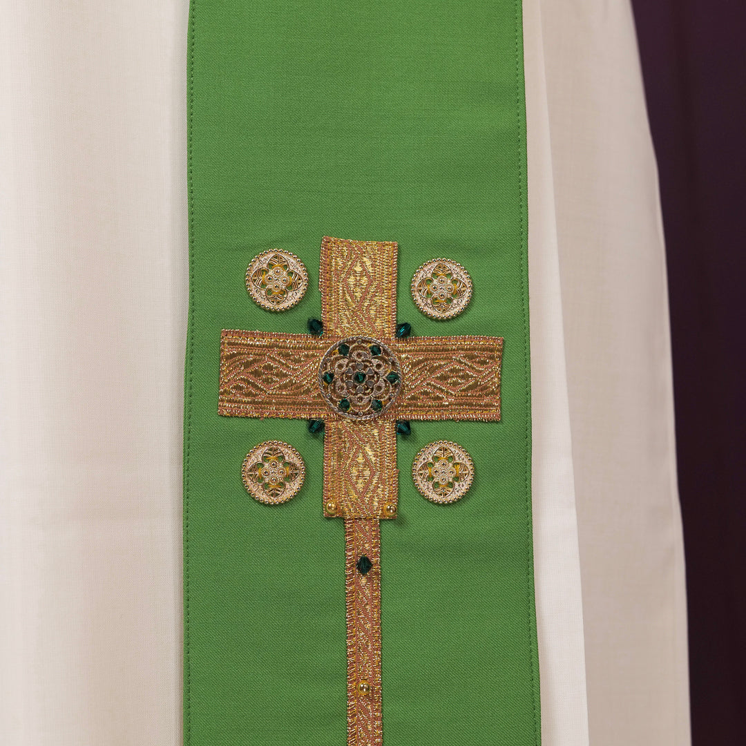 Stola in Pura Lana con Croci in Passamaneria Oro