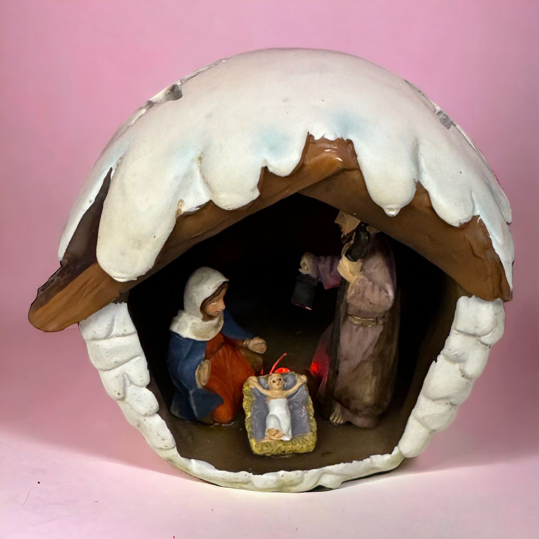 Presepe Innevato in Resina Sacra famiglia Altezza 12 cm