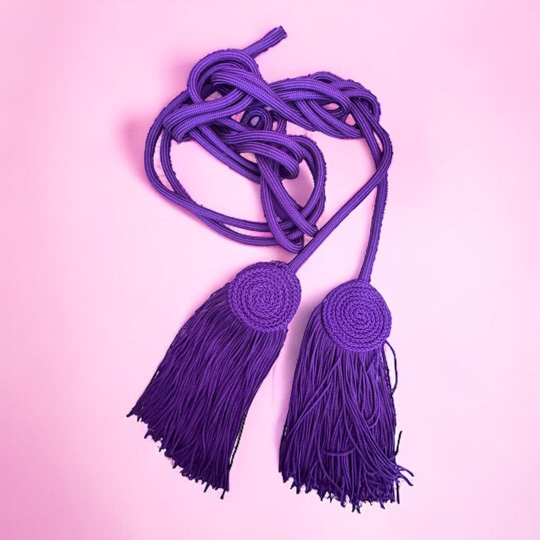 Cingolo Sacerdotale con Nodo Piatto e Fiocchi Sfrangiati