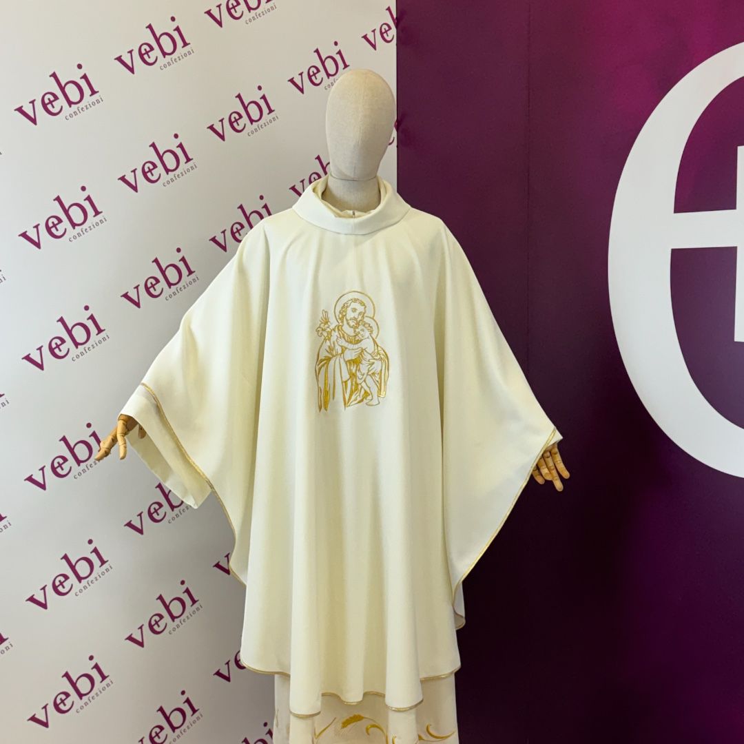 Casula Bianca con Ricamo Oro di San Giuseppe