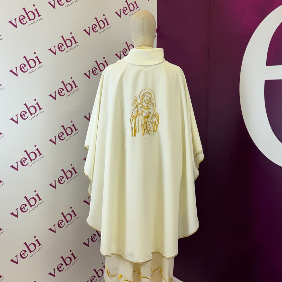 Casula Bianca con Ricamo Oro di San Giuseppe