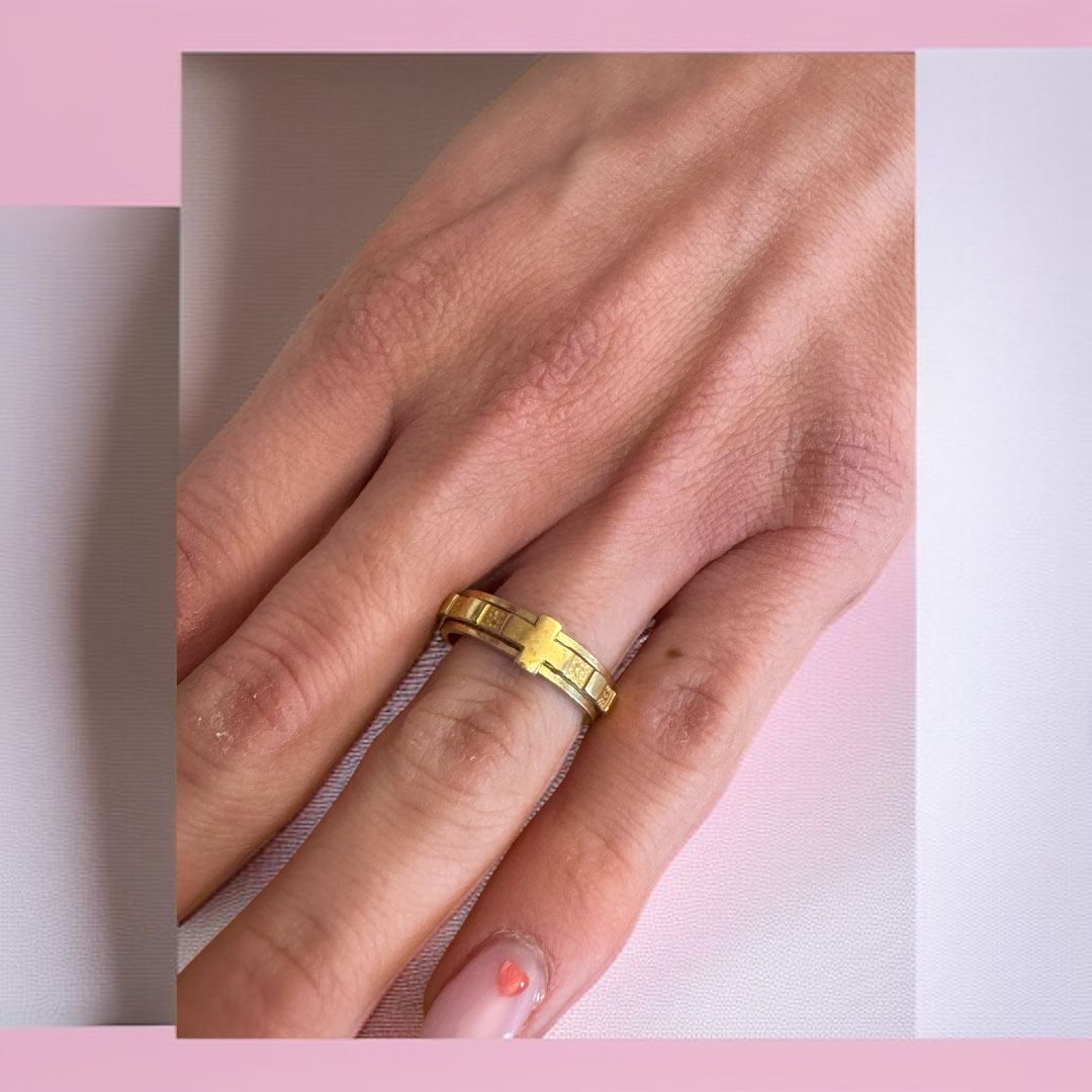 Anello Decina Girevole Finitura Oro