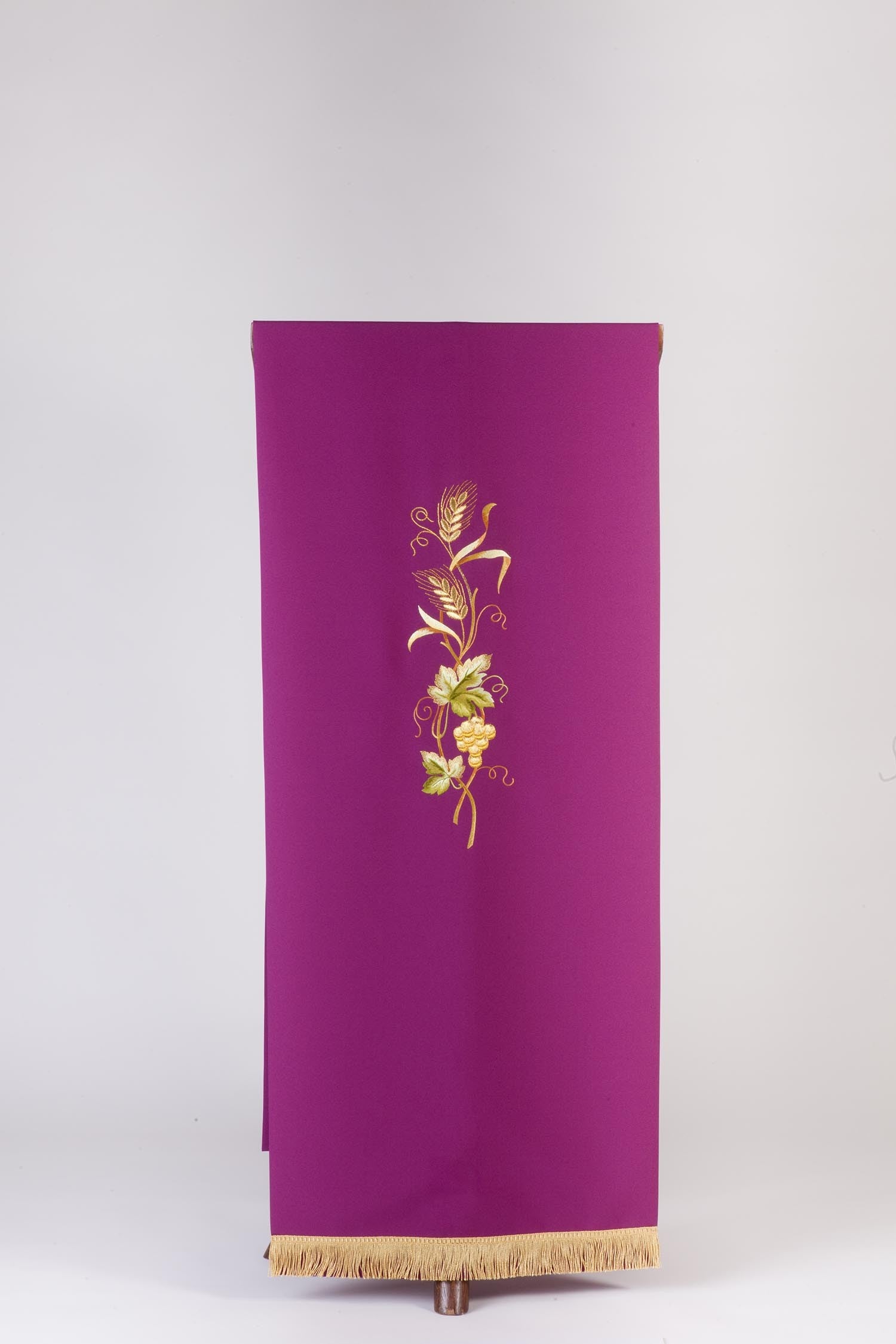 Coprileggio Liturgico di vari colori con ricamo grano ed uva in poliestere