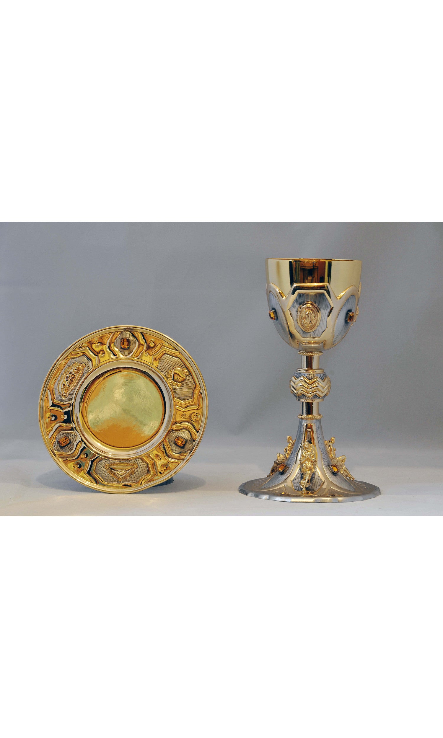 Calice cesellato in Bronzo fuso colore Oro e Argento con Topazi