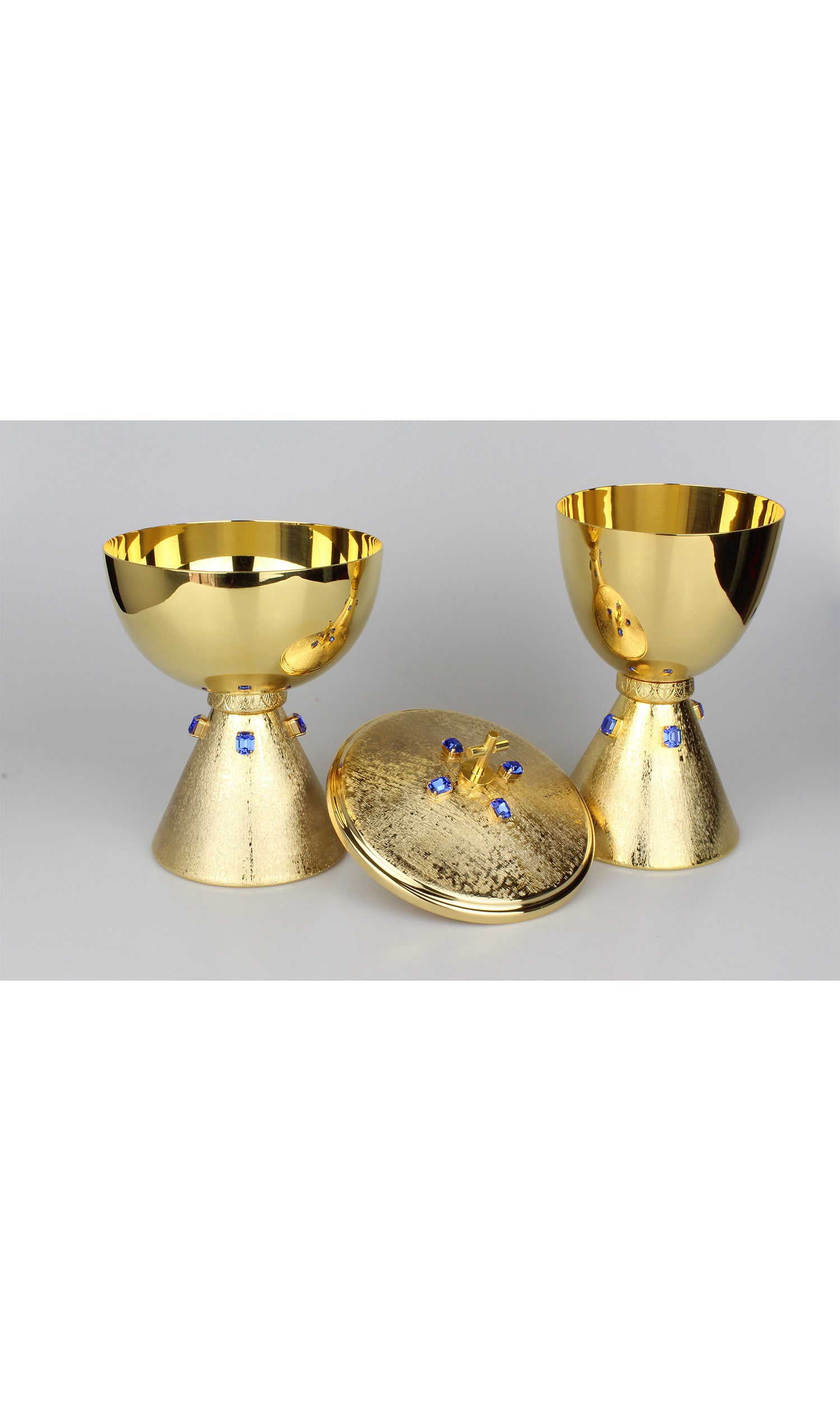 Calice con Stelo Satinato e Coppa Lucida con Pietre Incastonate