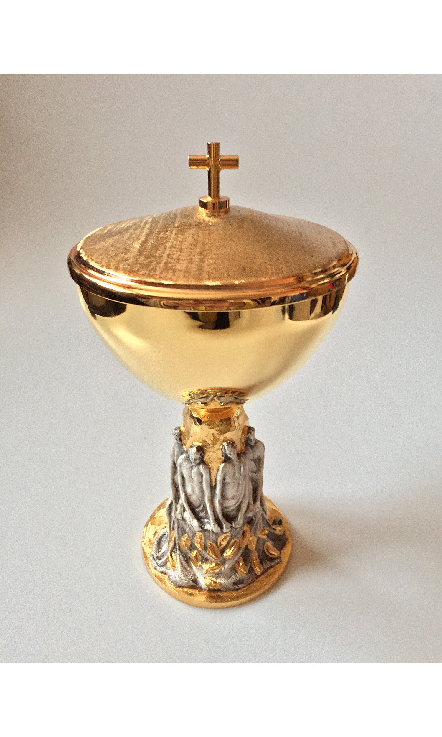 Pisside "Gesù Pescatore" in fusione di bronzo Altezza 21 cm