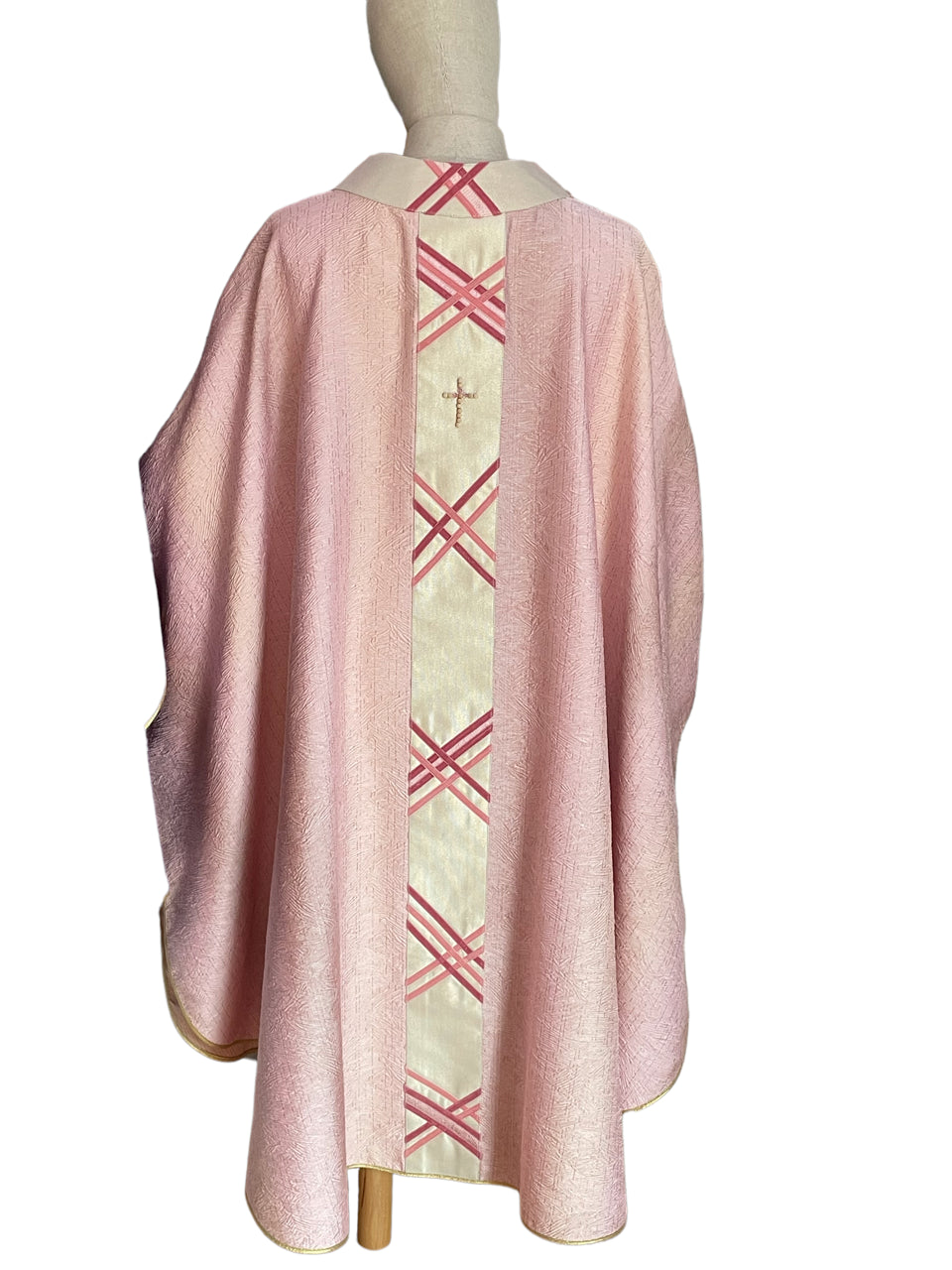 Casula con Stolone Moderno Inserti in Velluto e Croci in Legno Ulivo (Colori Disponibili)