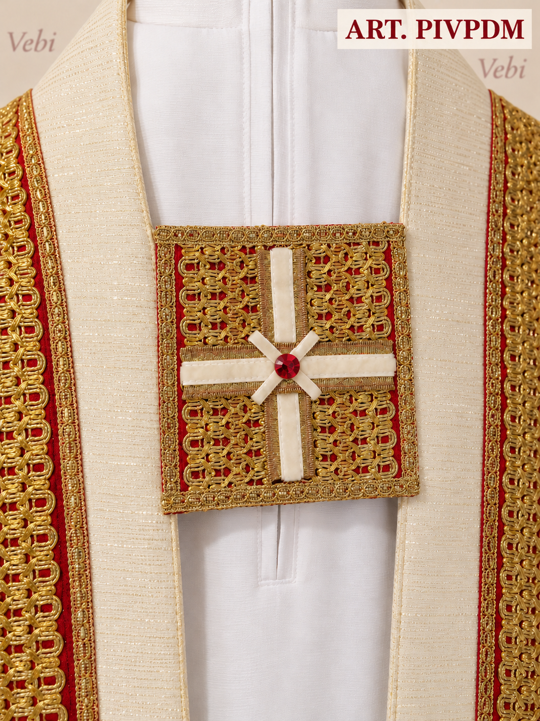 Piviale avorio in lana seta e lurex