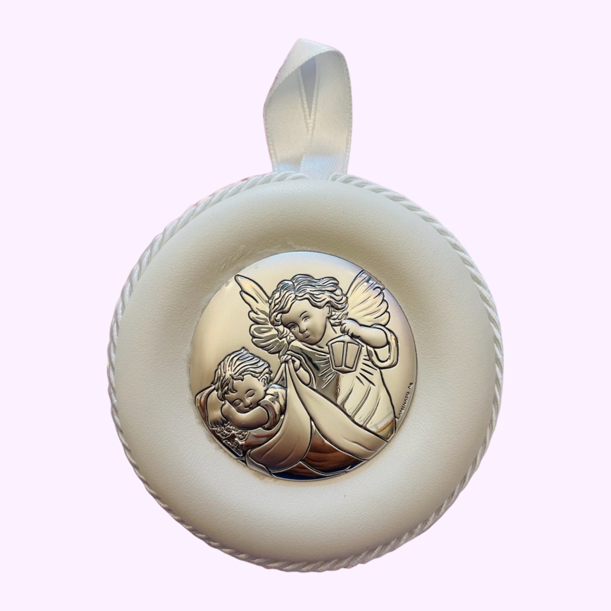 Sovraculla bianco con medaglia in argento Angelo custode