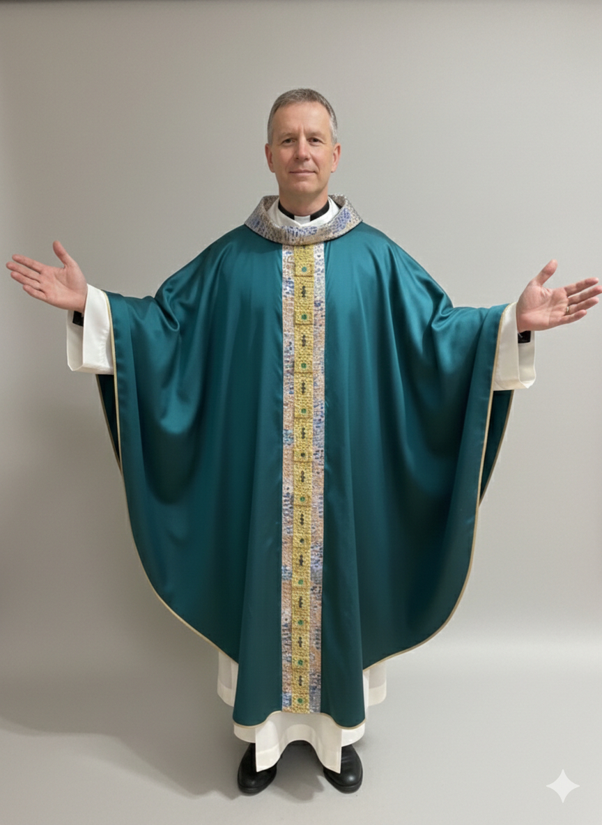 Casula verde in seta son stolone damascato