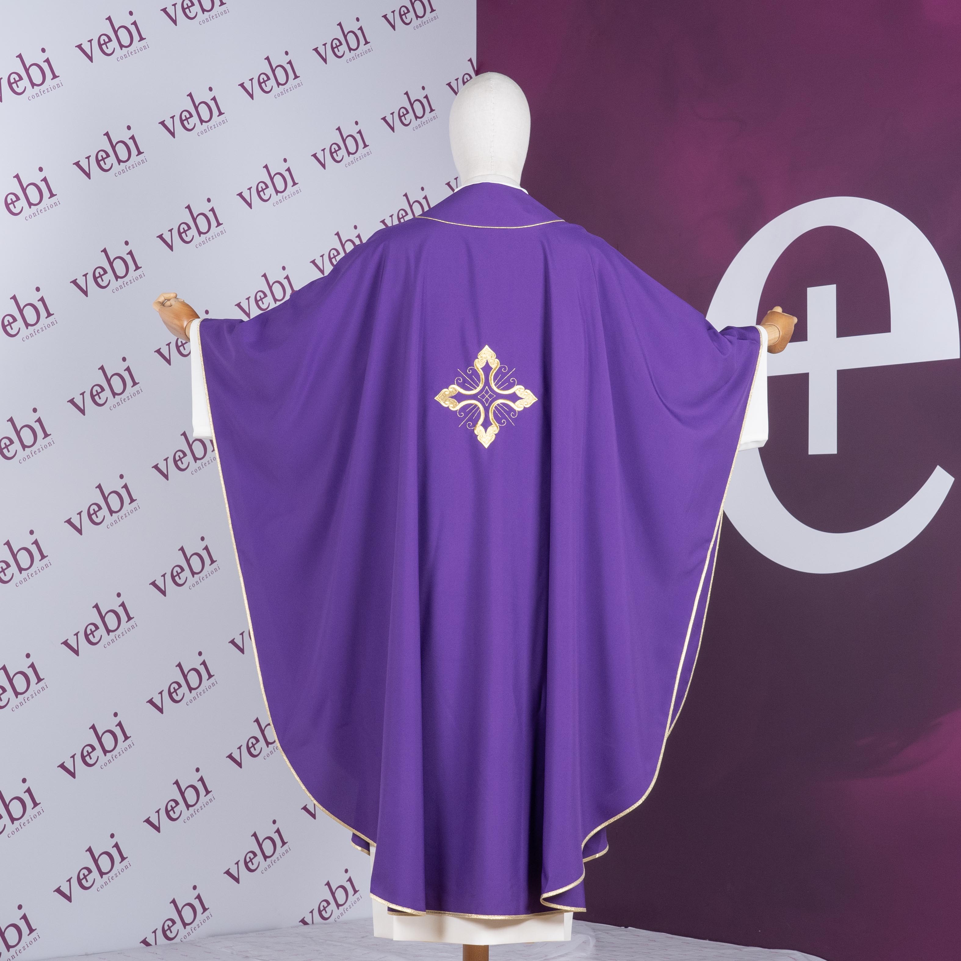 Casula Sacerdotale Viola Ricamo Croce Oro + Kit Avvento Omaggio