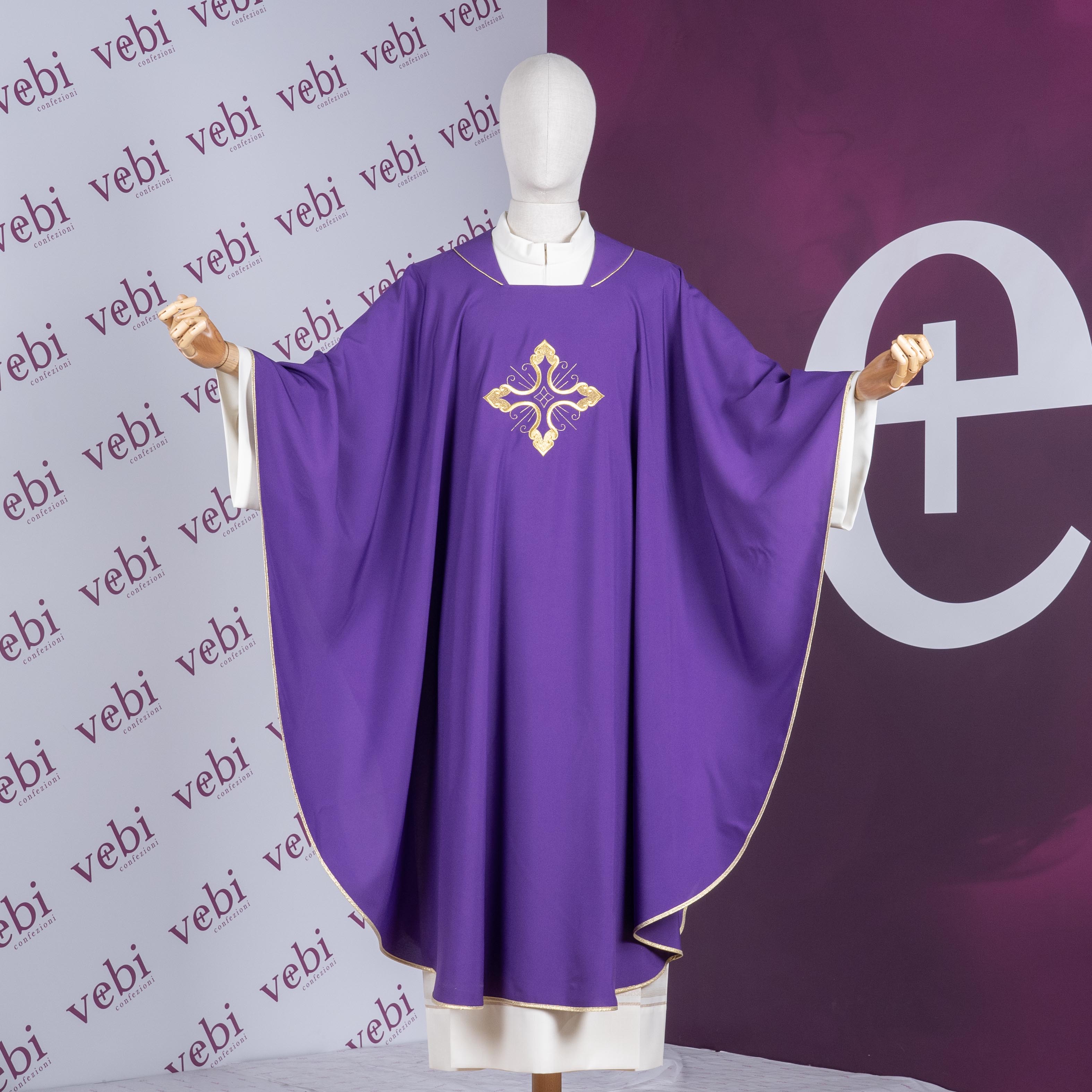 Casula Sacerdotale Viola Ricamo Croce Oro + Kit Avvento Omaggio
