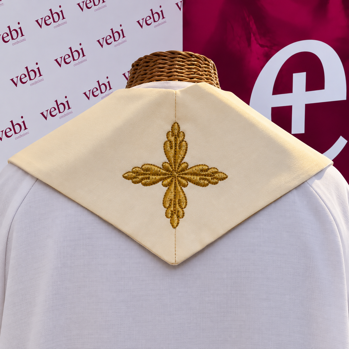 Stola Romana per Sacerdote in Raso con Ricami 4 varianti Colore