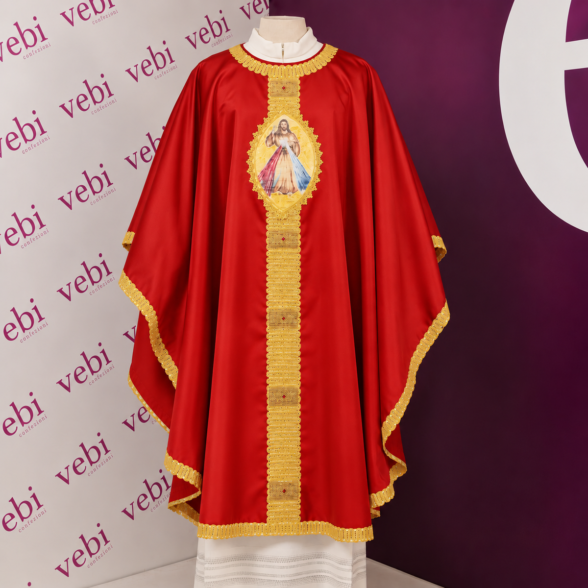 Casula Raso Misto Seta con Gesù Misericordioso Dipinto a Mano (Colori Liturgici Disponibili)