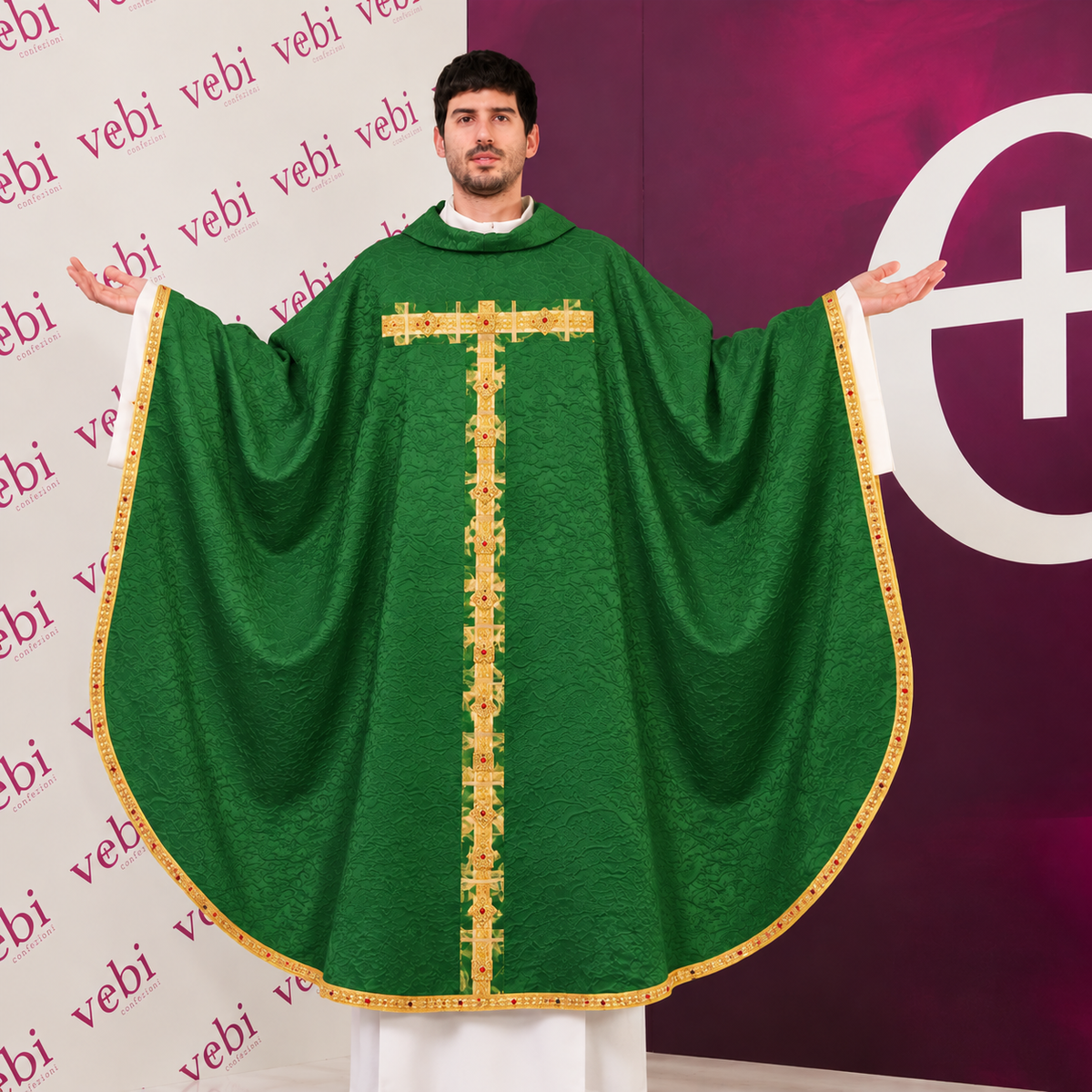 Casula in Damasco di Seta con Stolone TAU e Swarovski Colorati (Colori Liturgici)