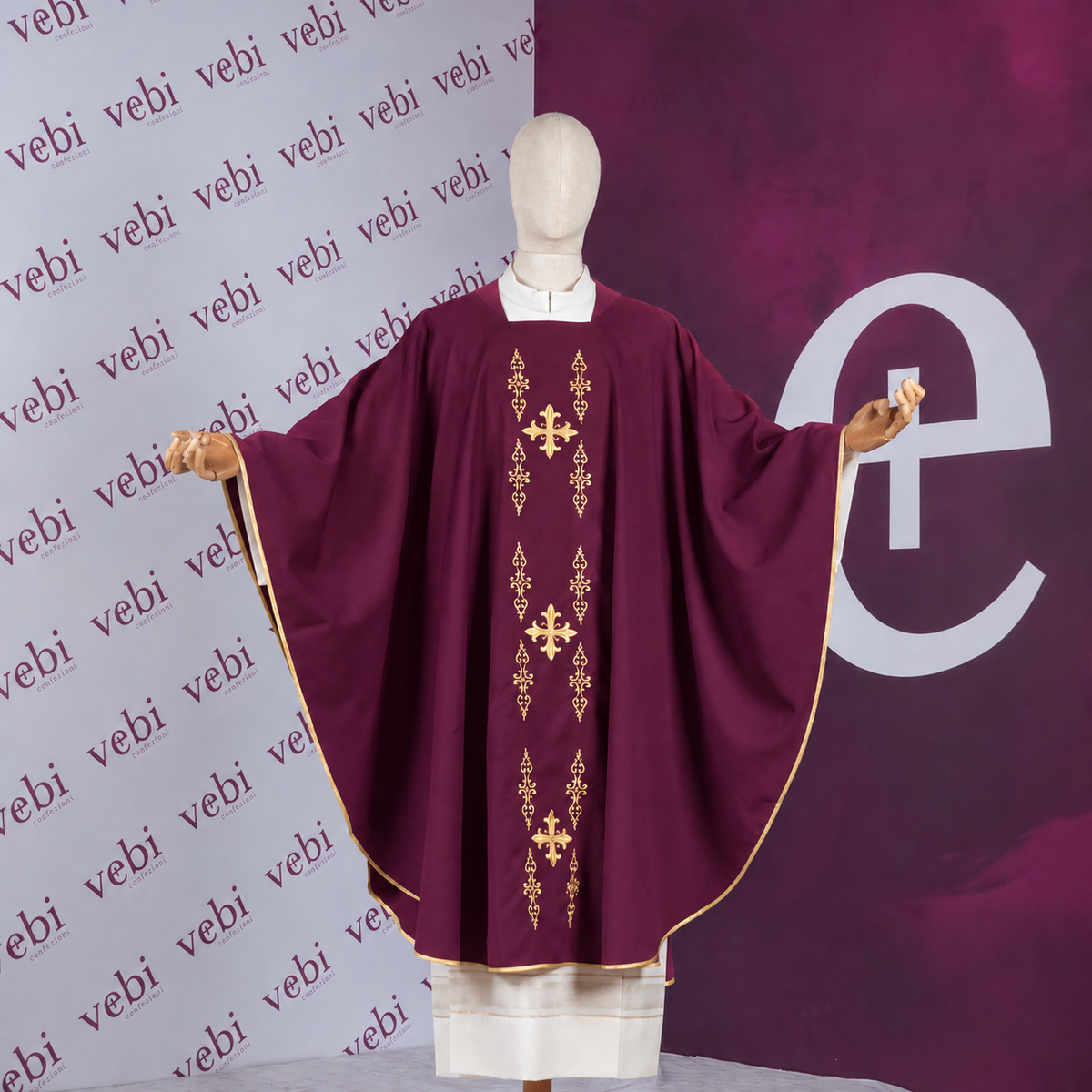 Casula Con Ricami Oro in Lana/Misto Lana (Colori Liturgici, Rosa e Morello)