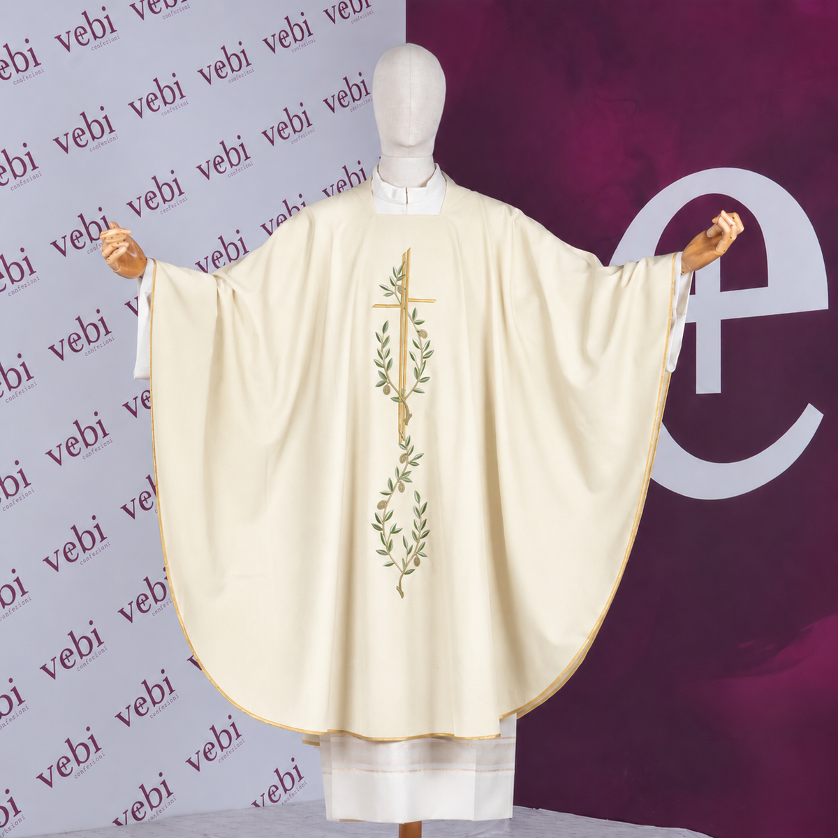 Casula in Terital Lana con Ricamo Croce Ulivo (Colori Liturgici Disponibili)