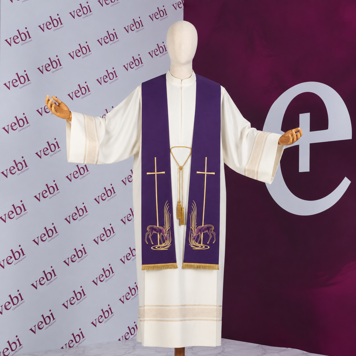 Stola per Sacerdote Ricamo Cervi alla fonte  (Colori Liturgici Disponibili)