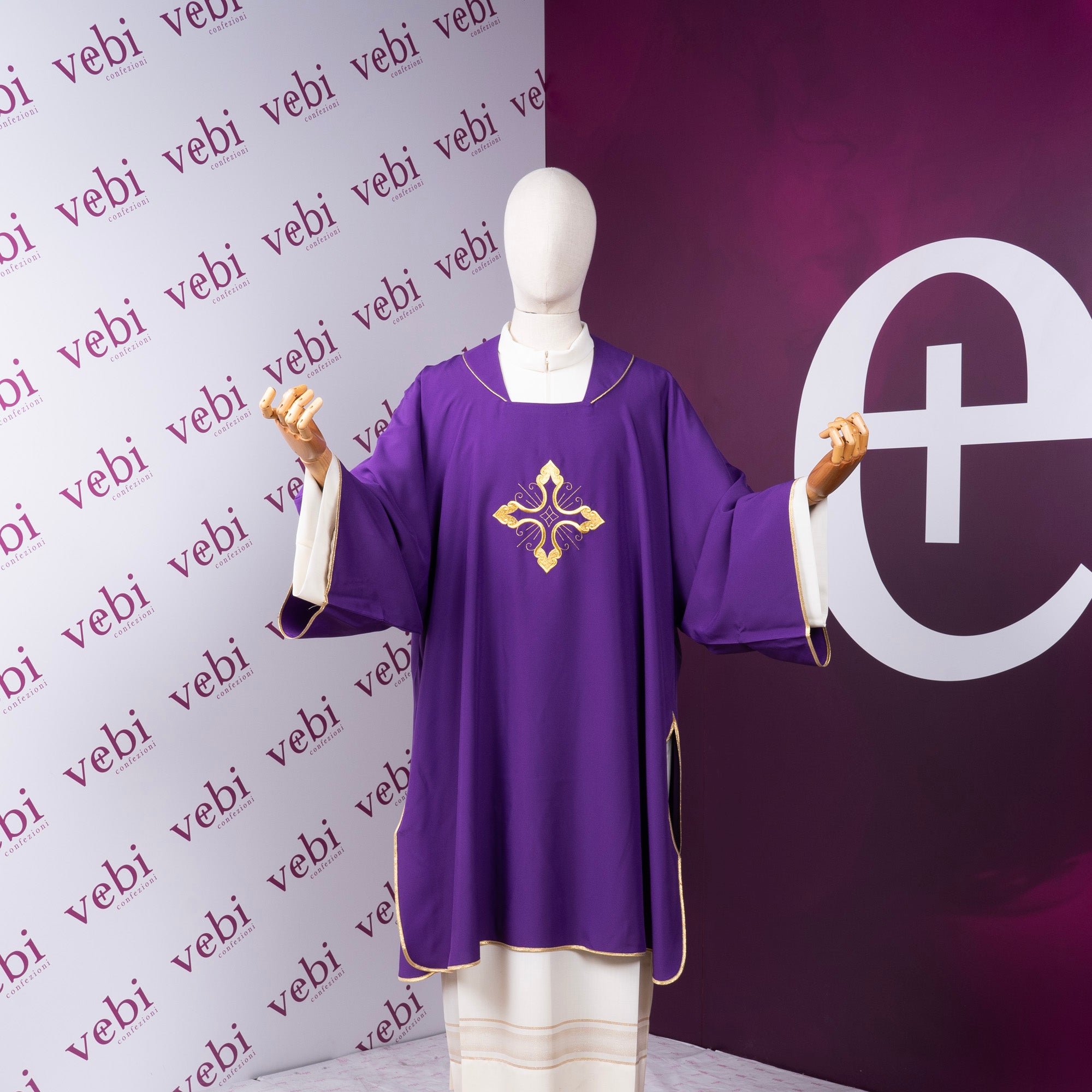 Dalmatica Diaconale Ricamo Croce Oro (Colori Liturgici Disponibili)