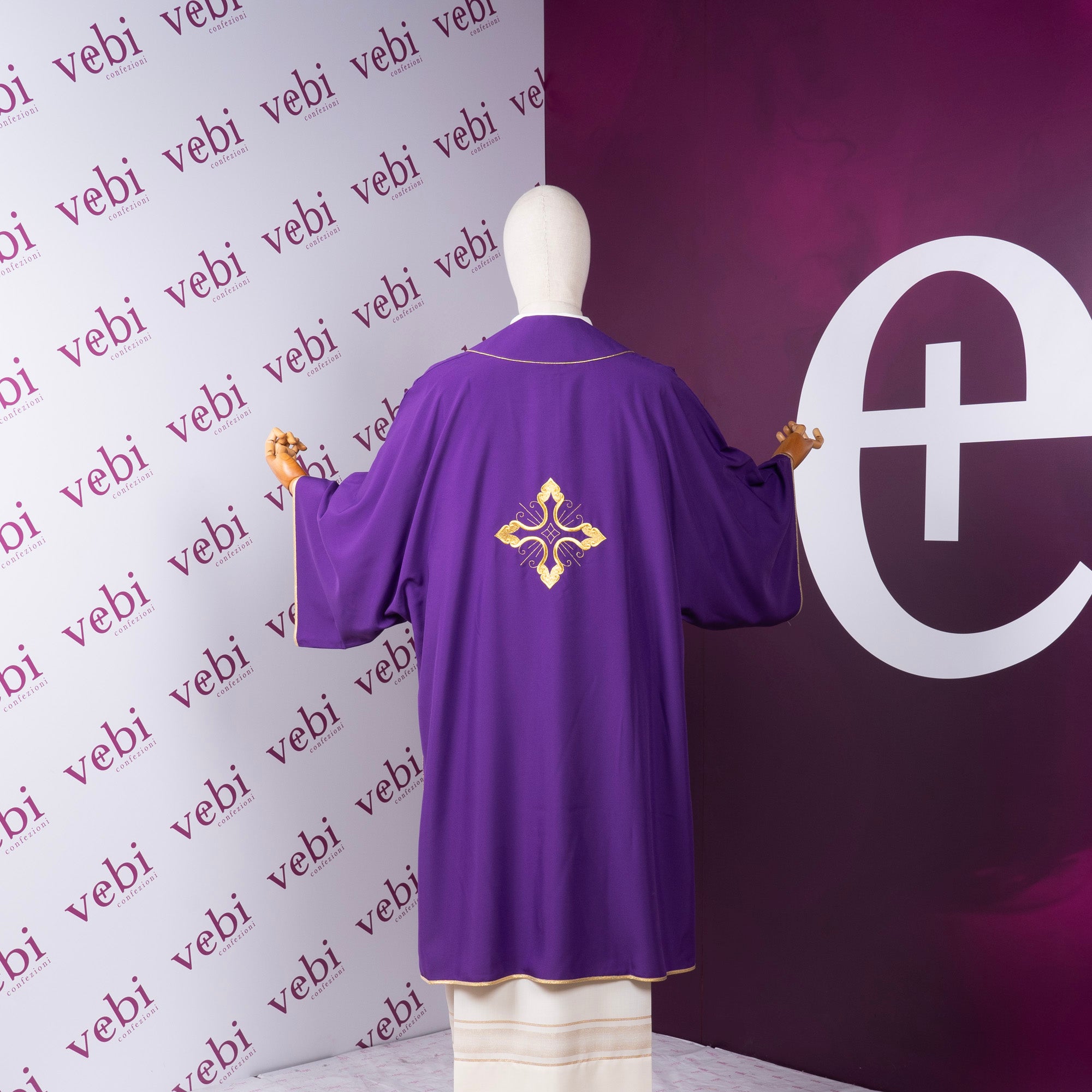 Dalmatica Diaconale Ricamo Croce Oro (Colori Liturgici Disponibili)