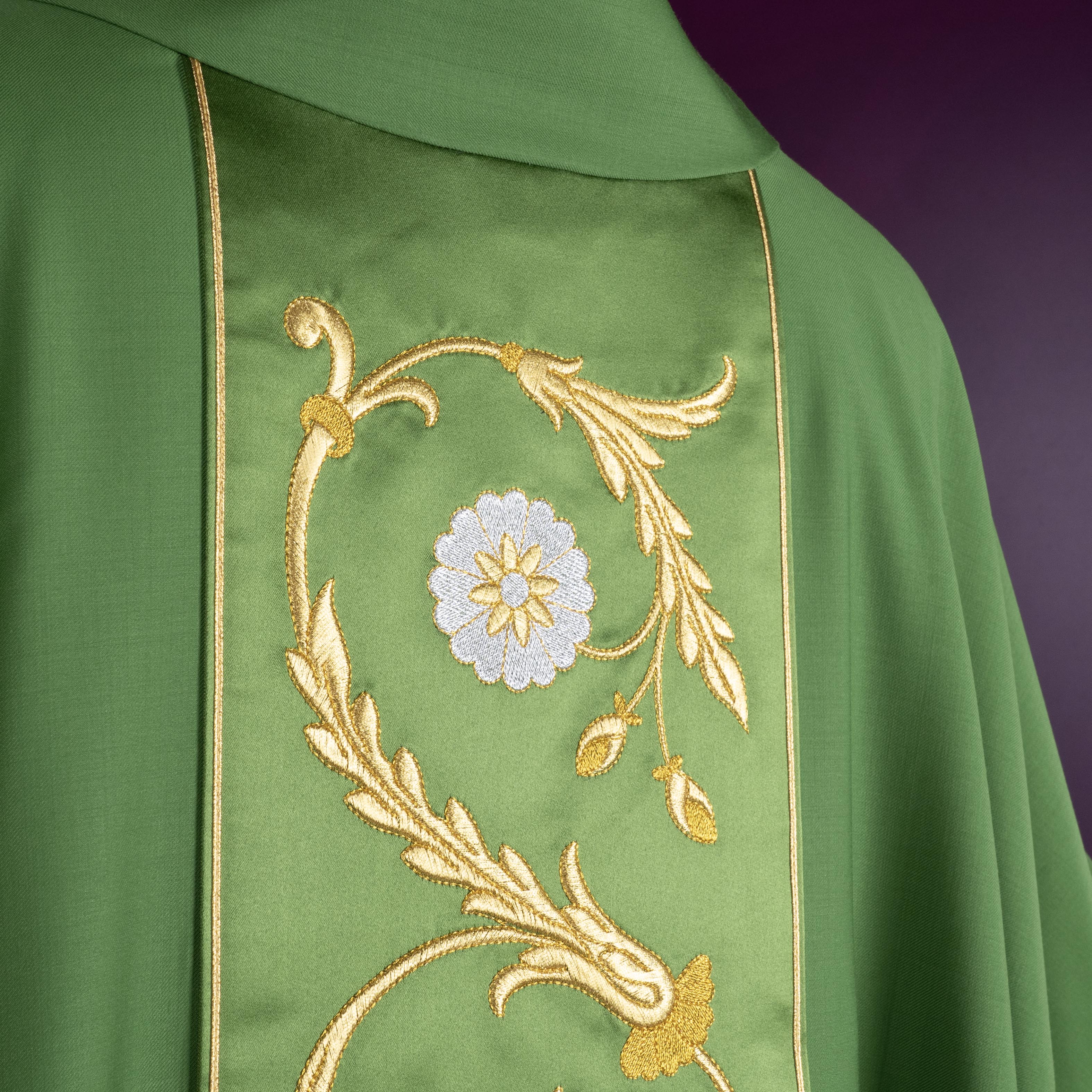 Casula da Sacerdote Lana con Stolone Ricamato Oro (Colori Liturgici Disponibili)