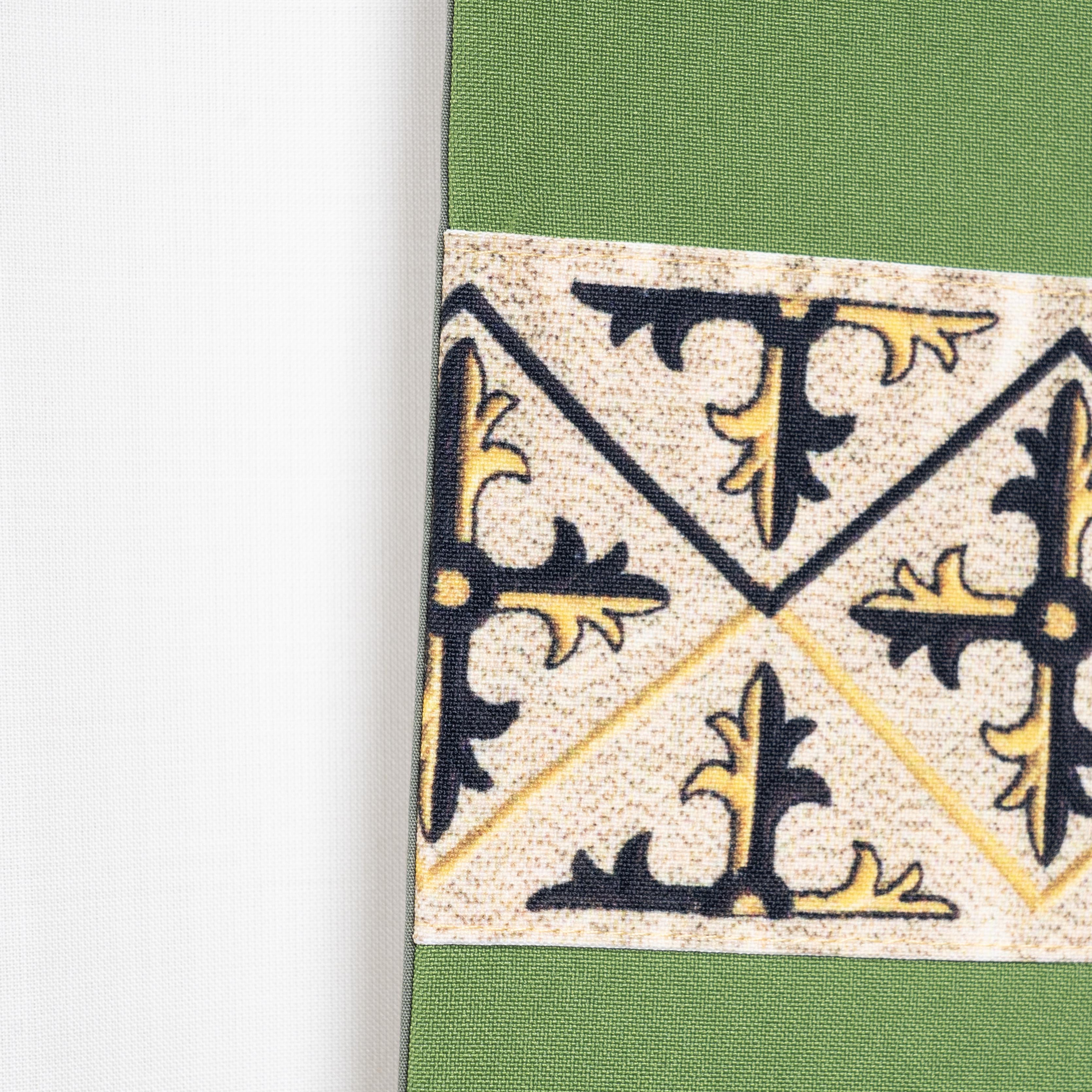 Stola Semplice con Bordo Croci (Colori Liturgici Disponibili)