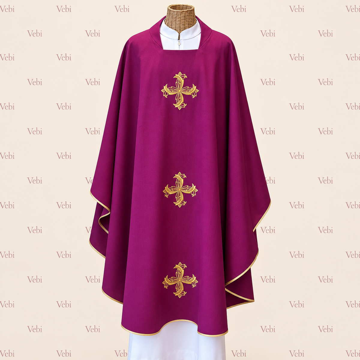 Casula in Misto Lana con Ricamo 3 Croci (Colori Liturgici Disponibili)