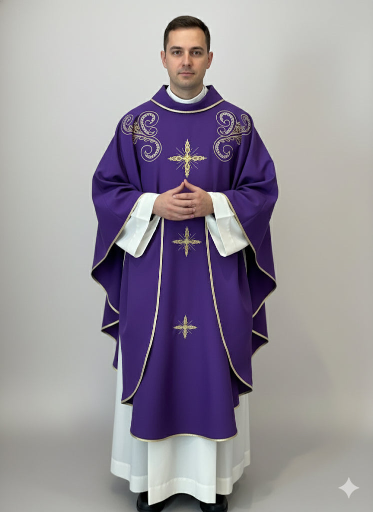 Casula da Sacerdote Ricamo tre croci Dettaglio Spalle (Disponibile Colori liturgici, Rosa e Nero)