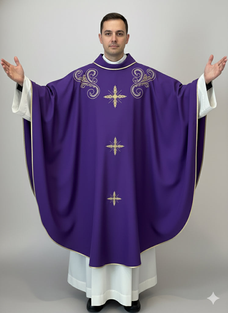 Casula da Sacerdote Ricamo tre croci Dettaglio Spalle (Disponibile Colori liturgici, Rosa e Nero)