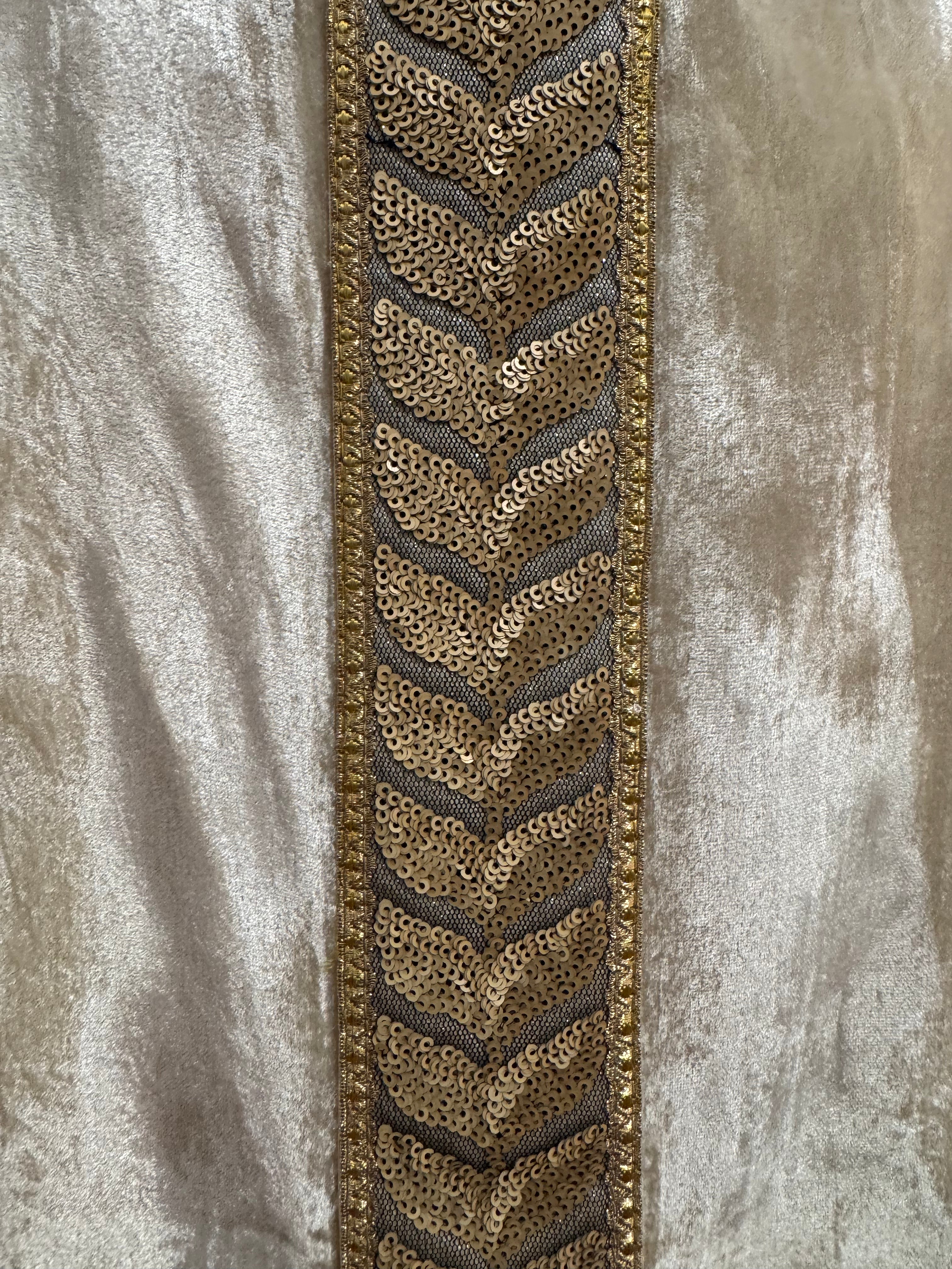 Casula in velluto di seta avorio con stolone