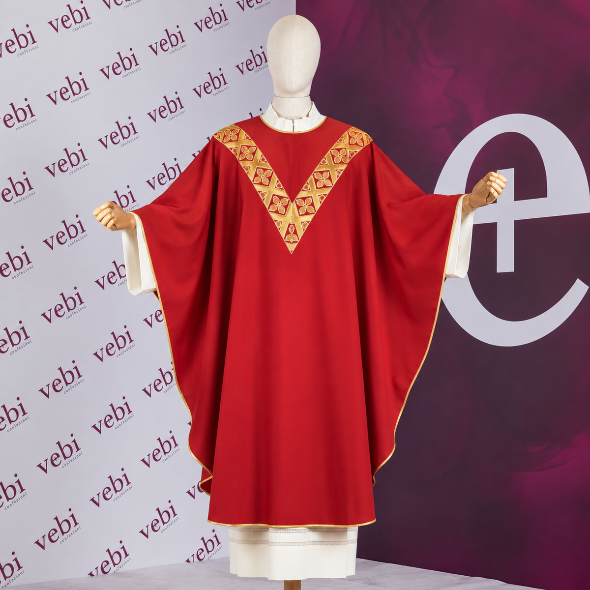 Casula Gallone Croci  Applicato a "V" (Colori Liturgici Disponibili)