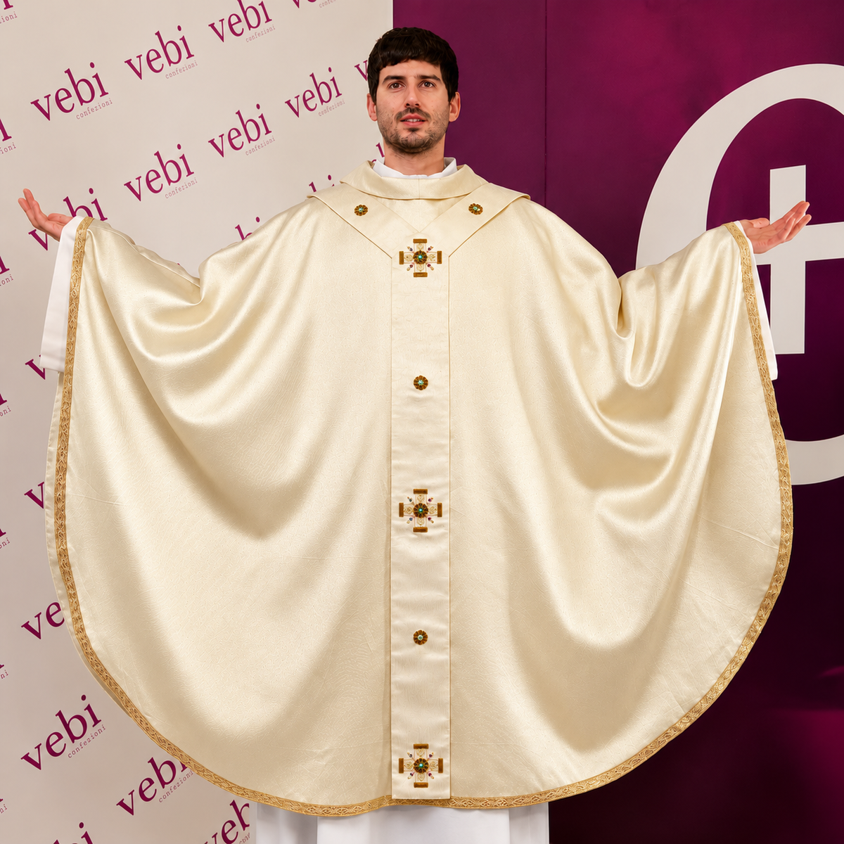 Casula 100% Seta Pallio con Swarovski (Colori liturgici, Rosa e Celeste Disponibili)