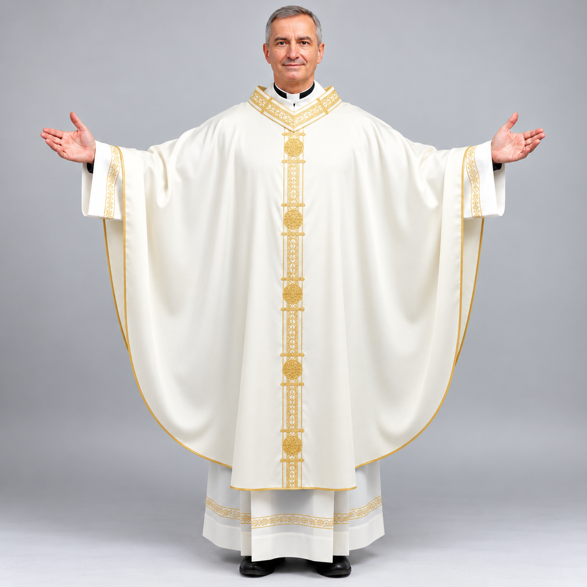 Casula in Seta con Stolone e Cerchi in Filigrana (Colori Liturgici Disponibili)