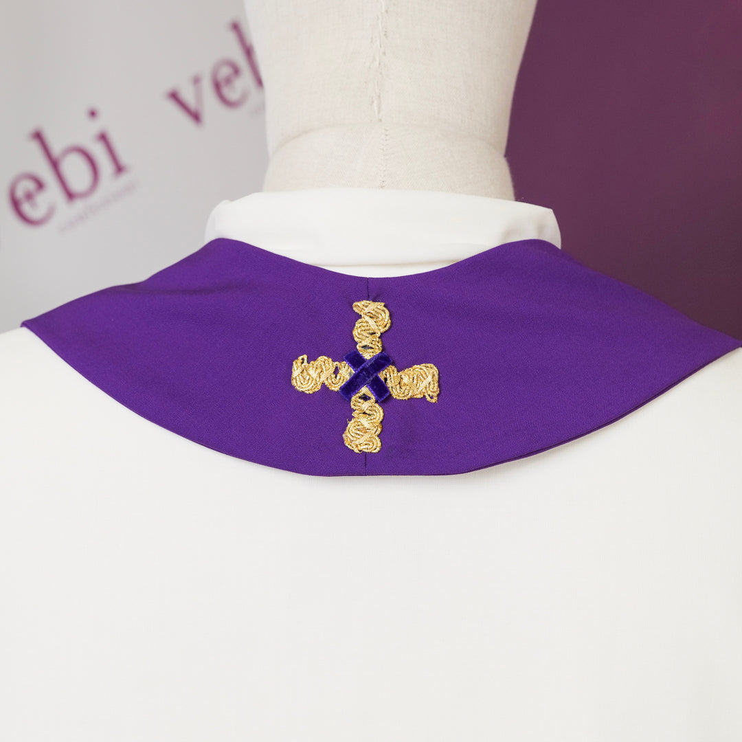 Casula Viola Pura Lana con Croci in Canuttiglia Ricamate a Mano