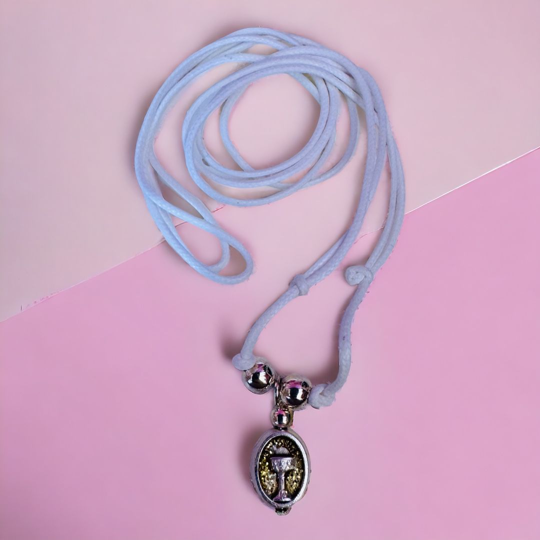 Collana con Cordoncino e Confezione con Cartoncino Plastificato Personalizzabile