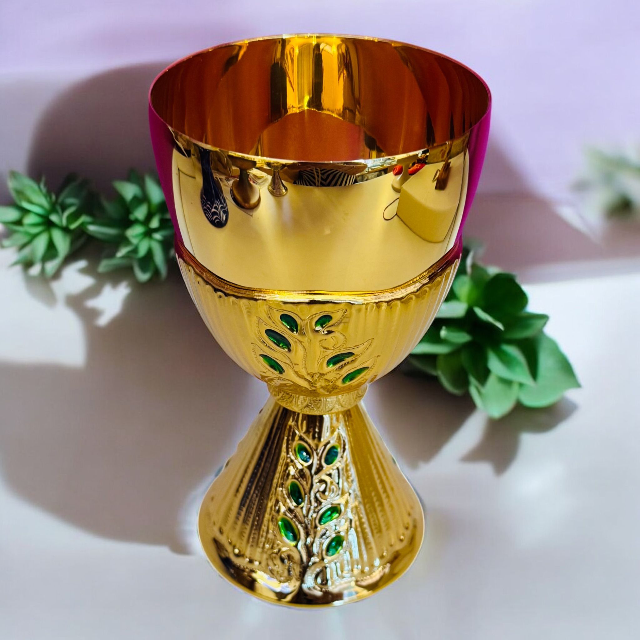 Calice "Ulivo" in Bronzo fuso Colore Oro con Smalti Verdi