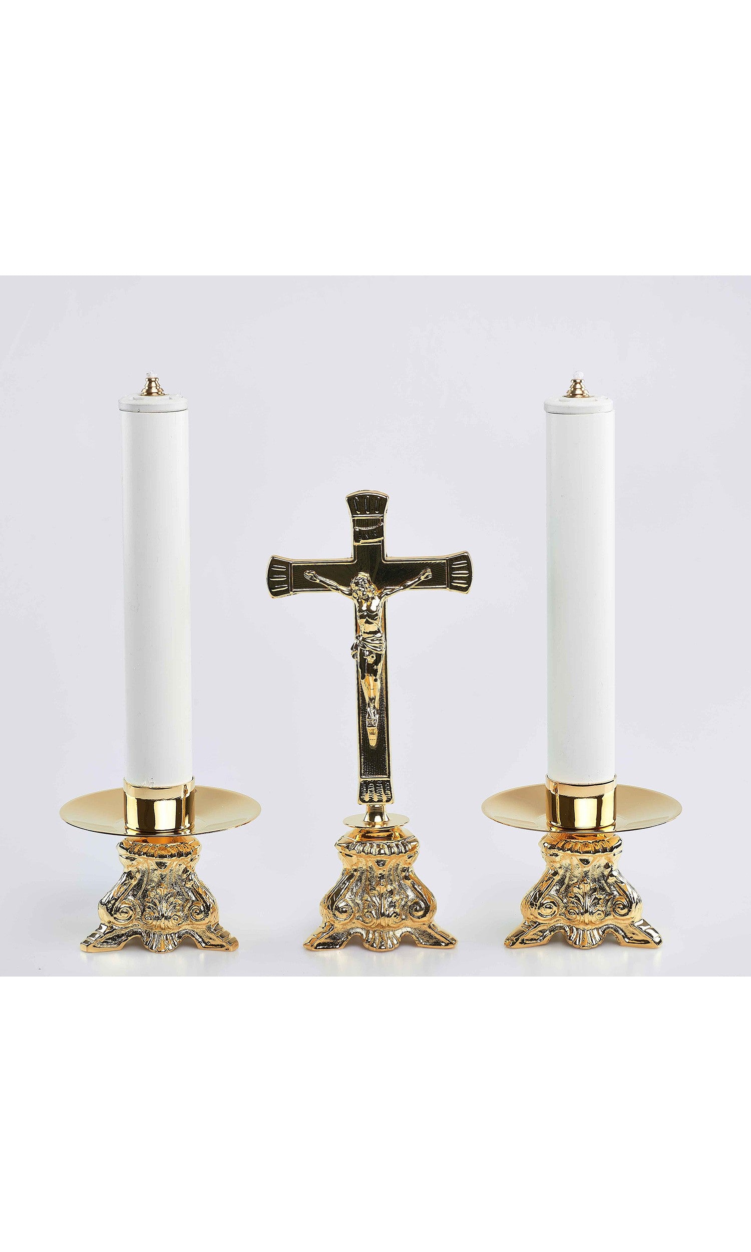 Coppia di candelieri con finte candele base treppiedi