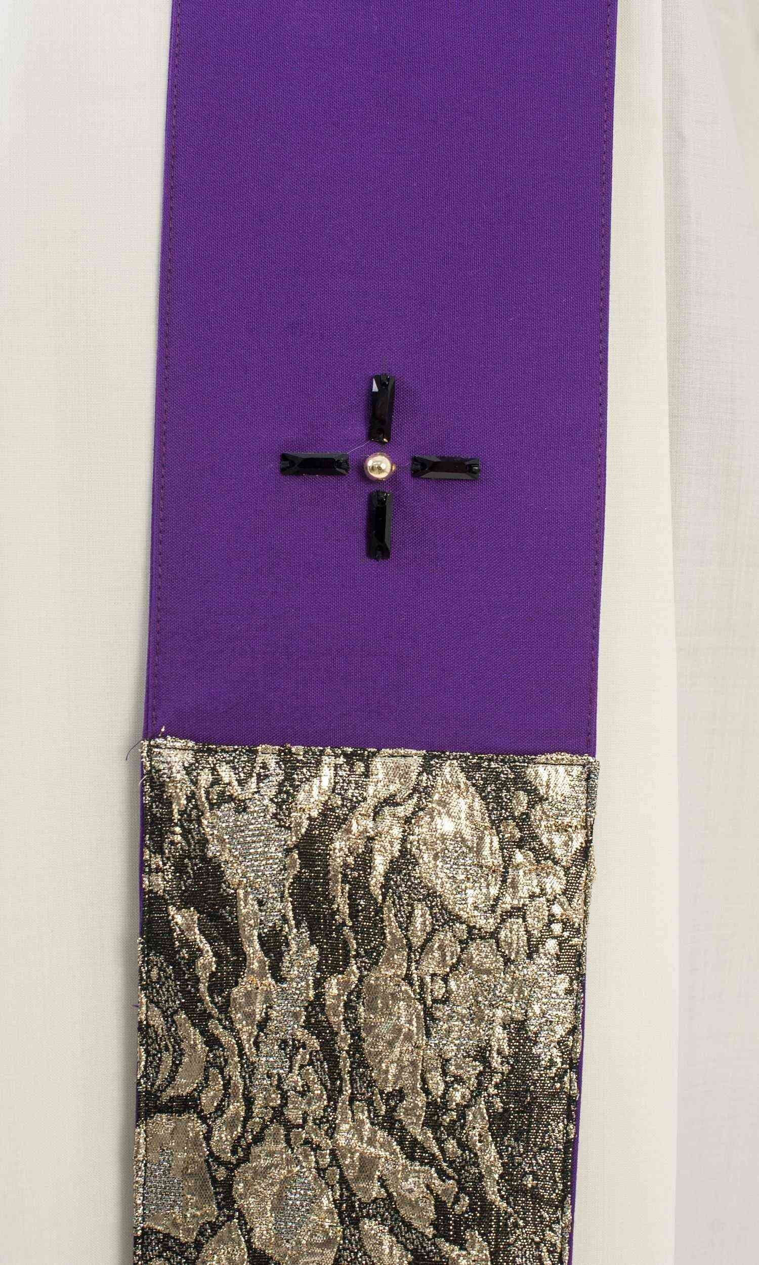 Stola per Sacerdote in lana viola con croci nere