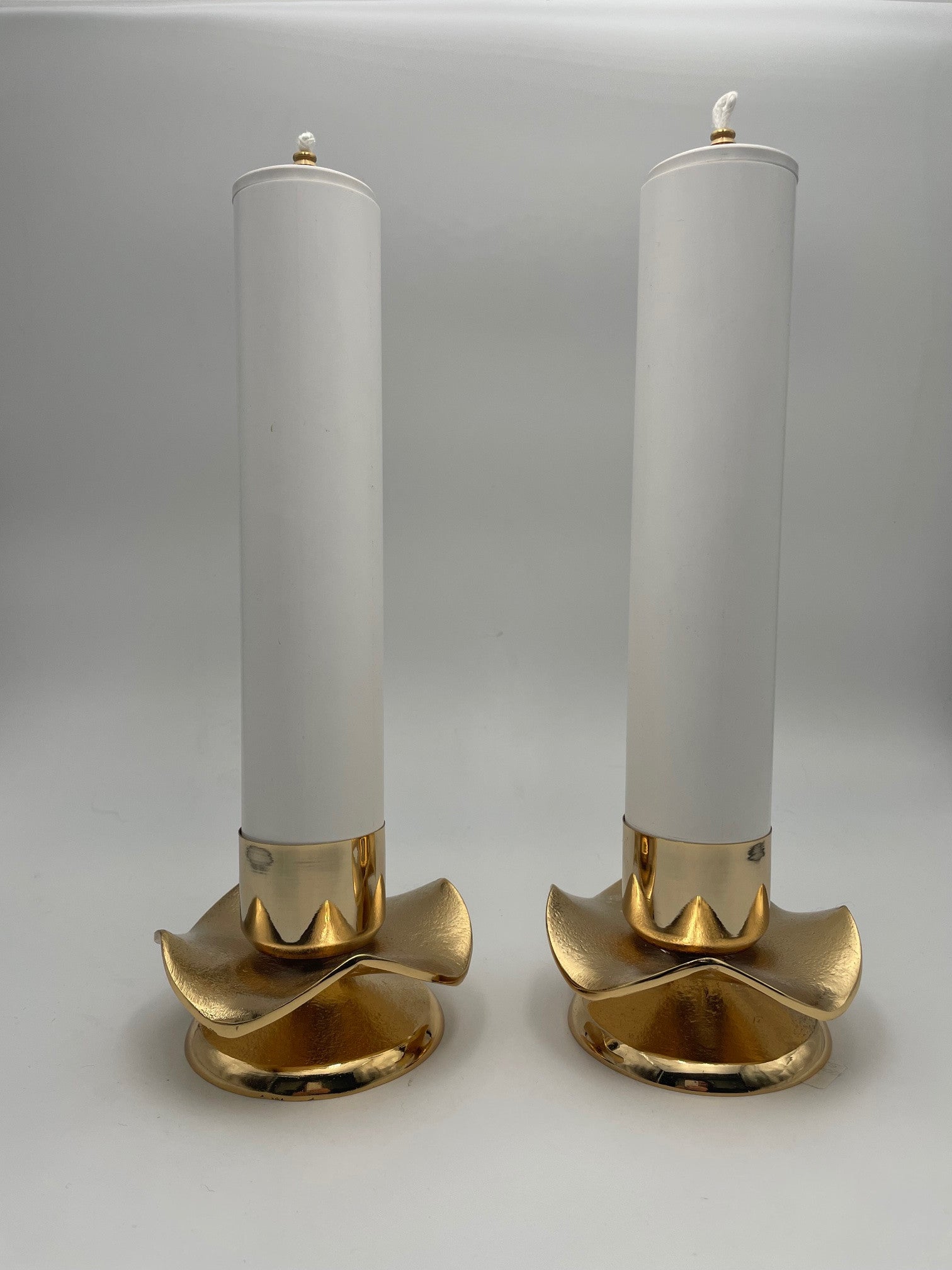 Coppia candelieri oro effetto onda