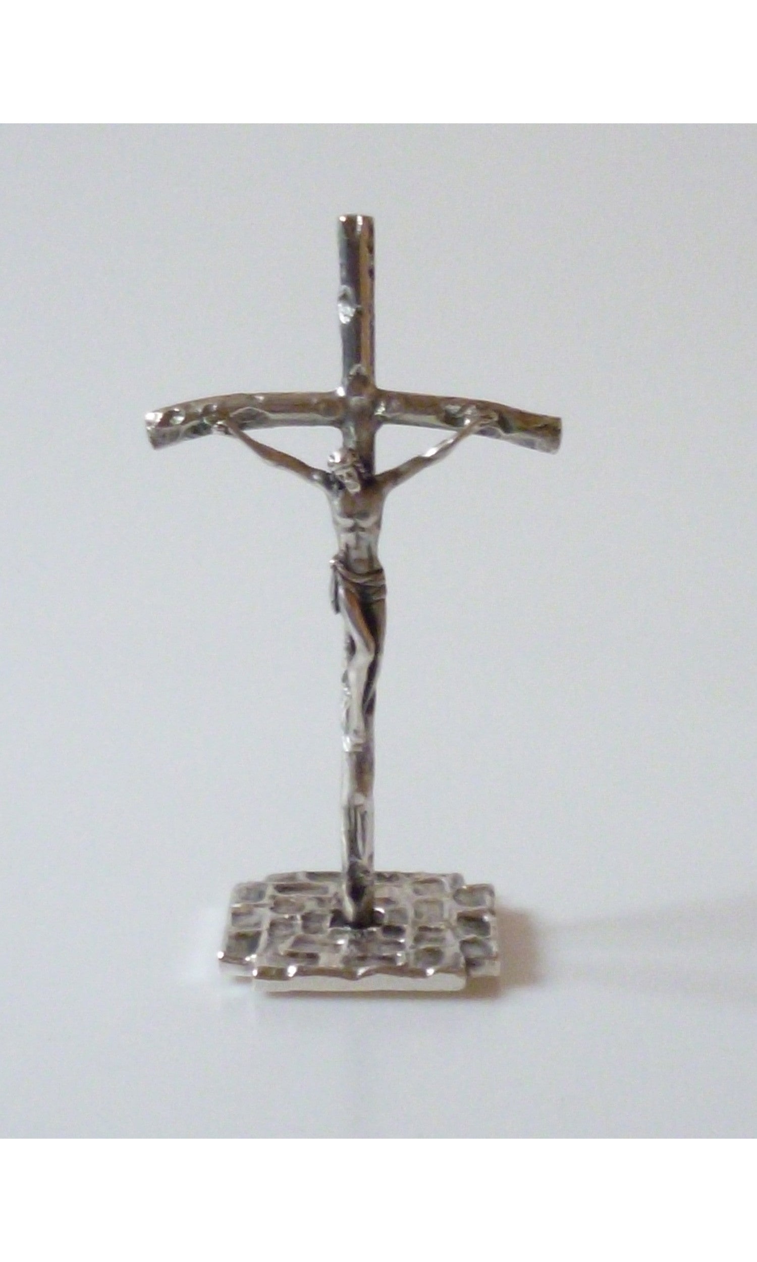 Croce da tavolo in Bronzo fuso Argentata altezza 20 cm